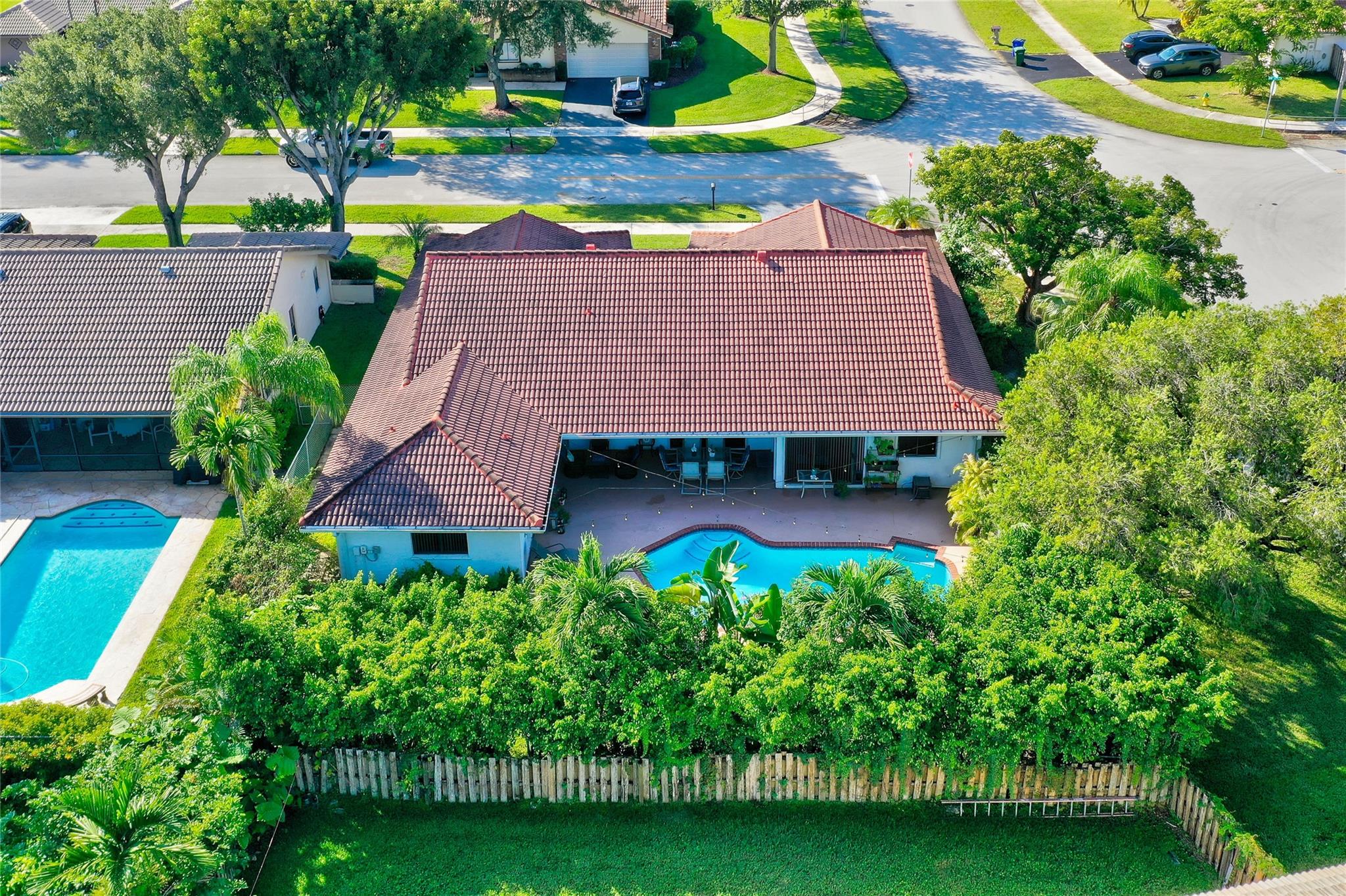 Sunflower Margate 82-38 B - Residential