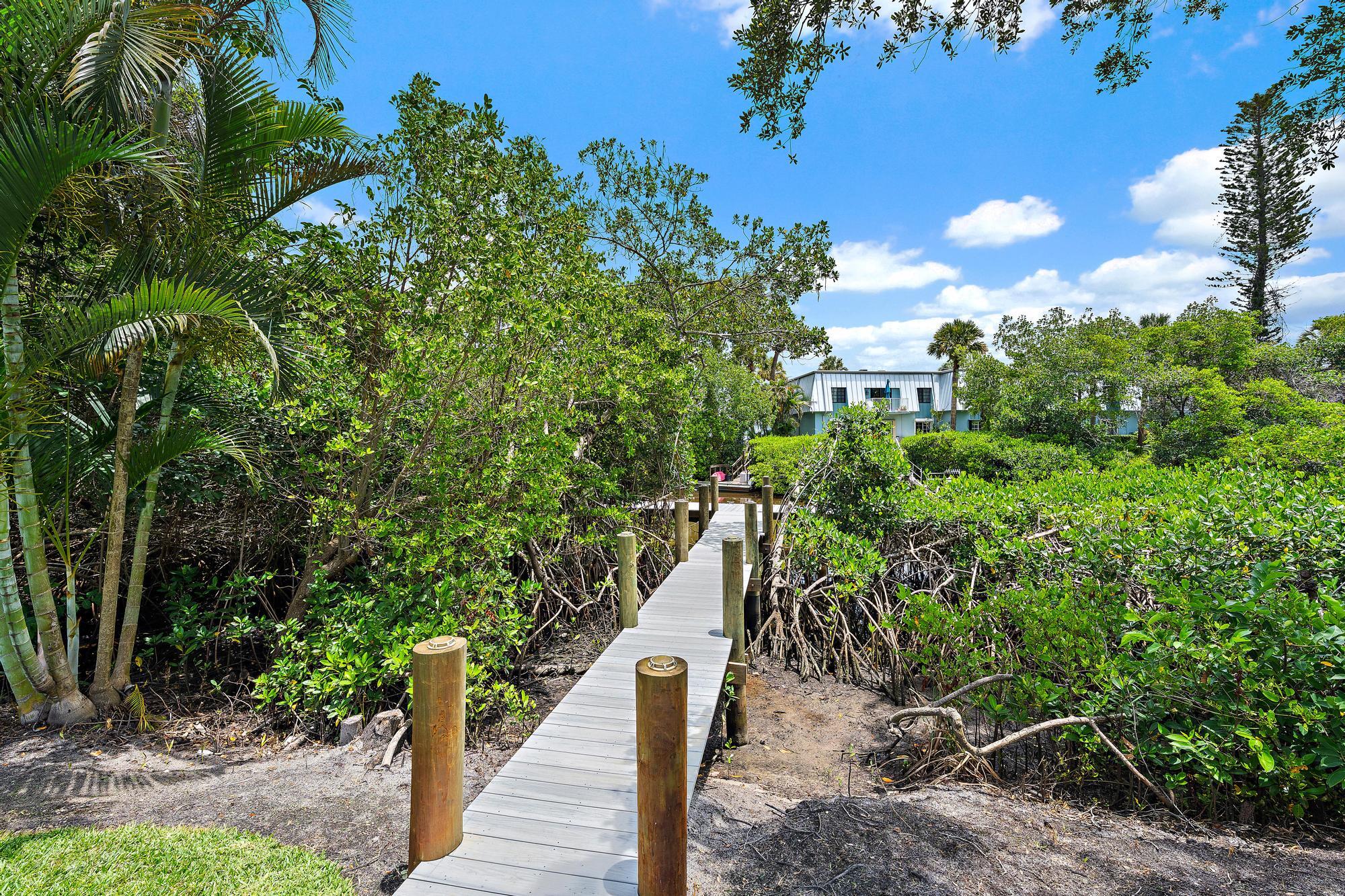 INDIAN GROVES - Residential