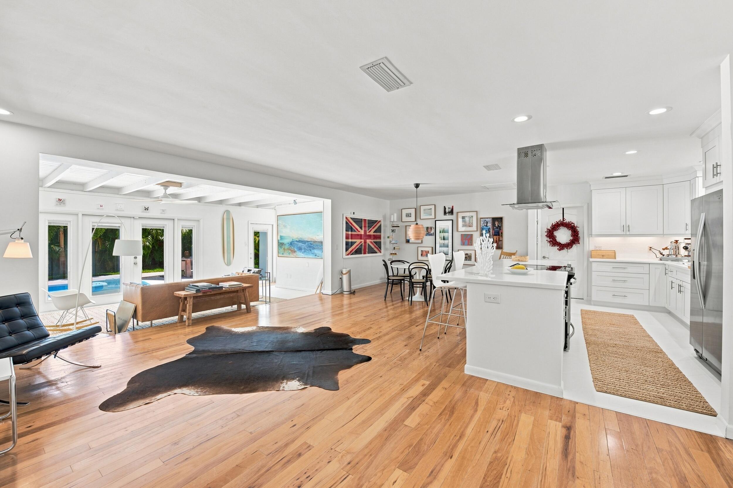 BOCA RATON SQUARE UNIT 8 - Residential