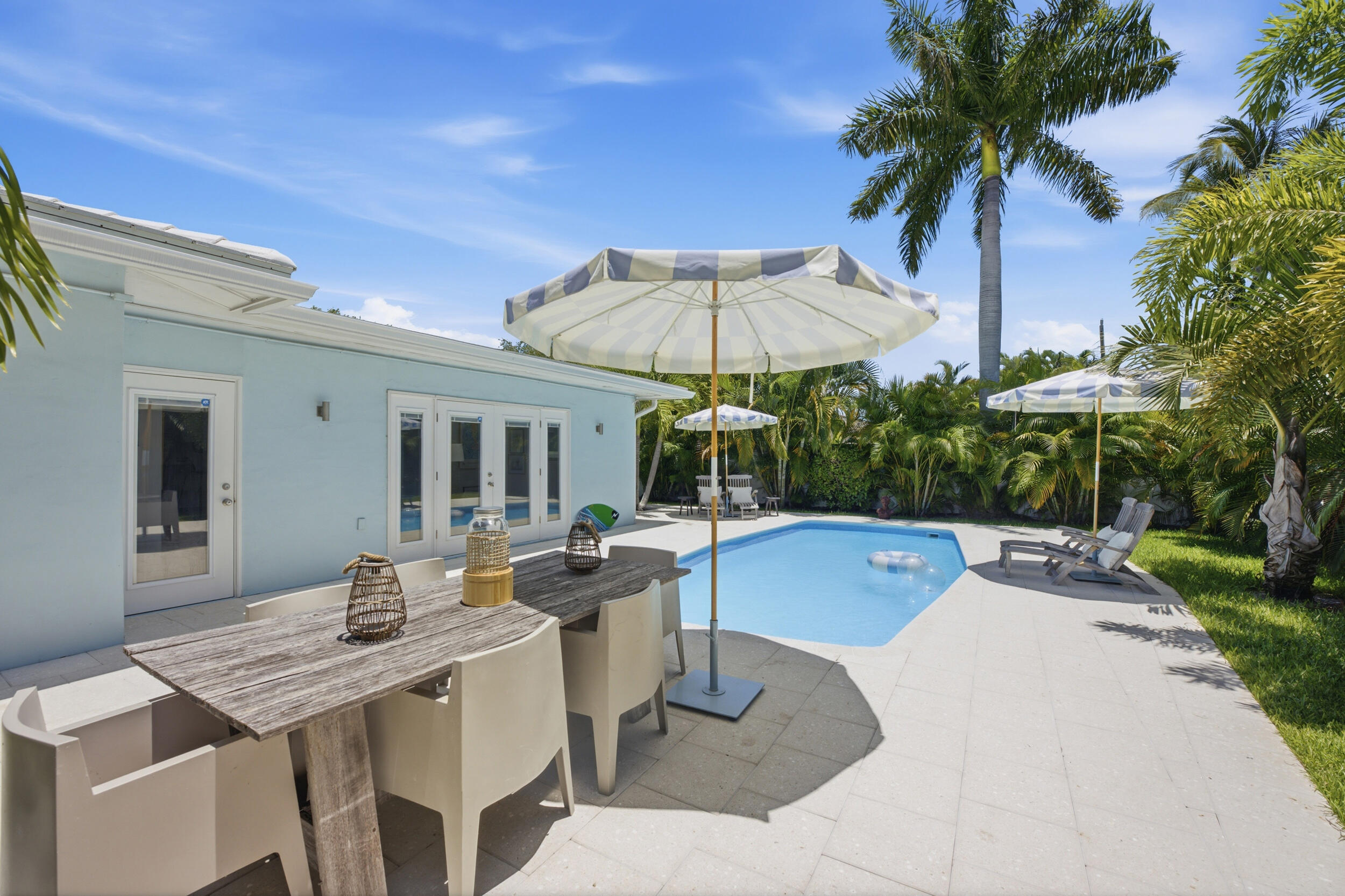 BOCA RATON SQUARE UNIT 8 - Residential