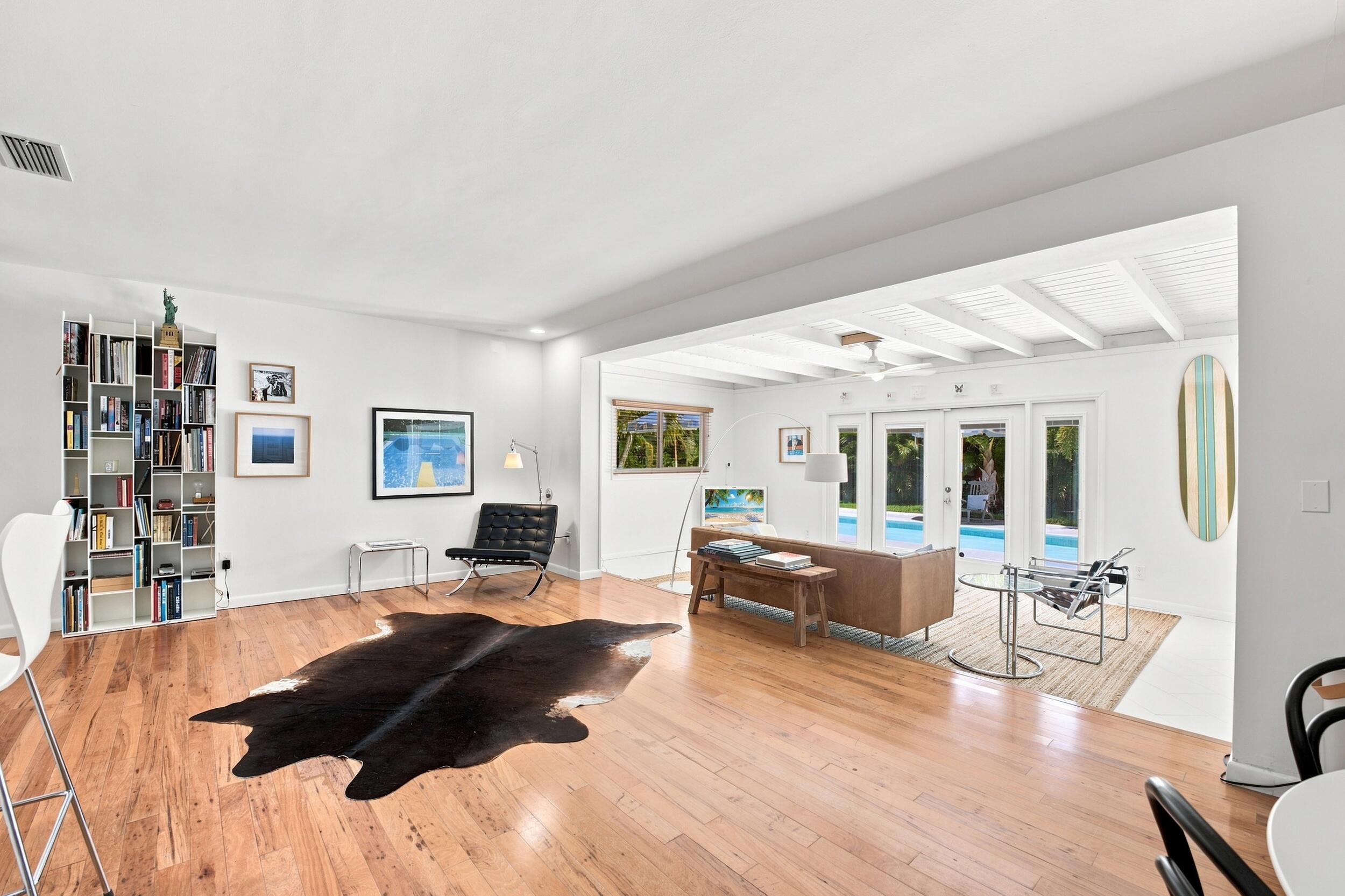 BOCA RATON SQUARE UNIT 8 - Residential