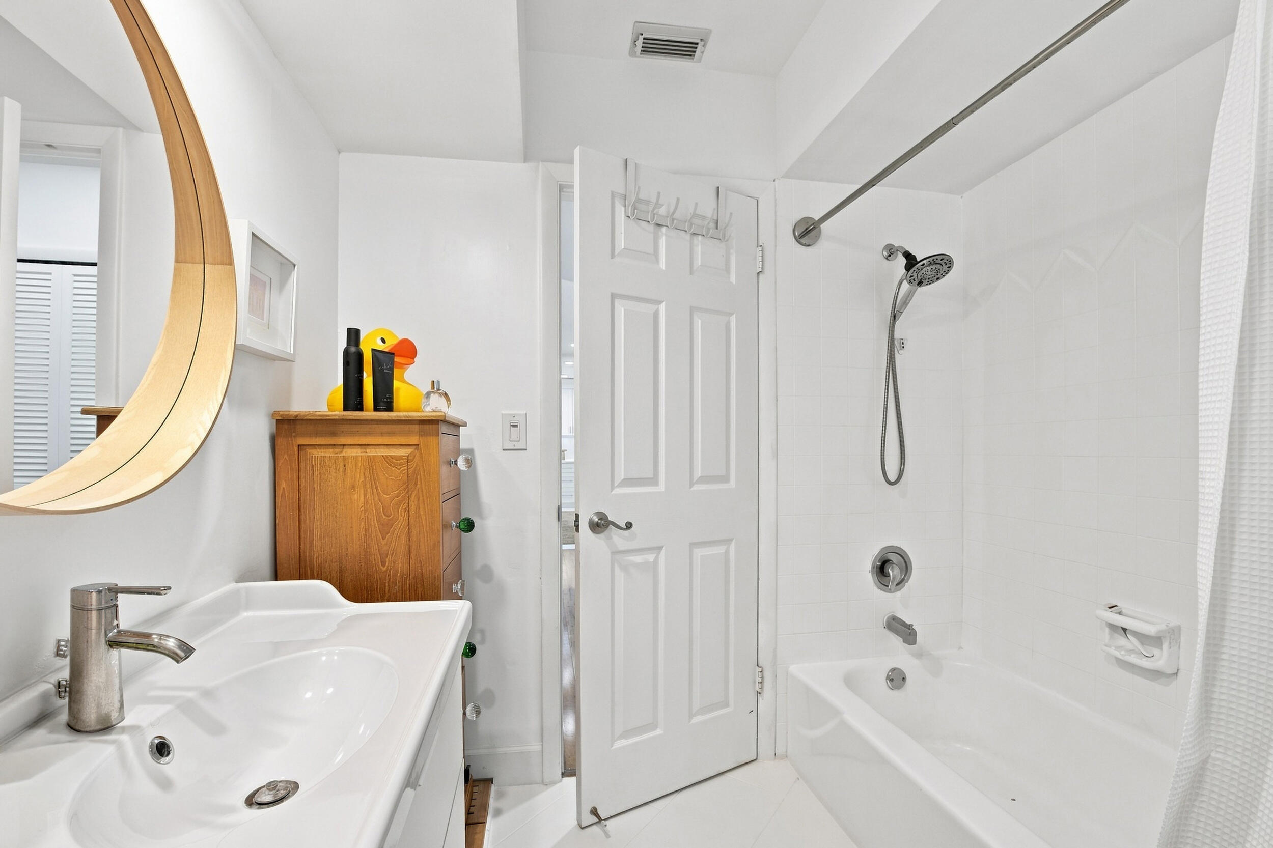 BOCA RATON SQUARE UNIT 8 - Residential