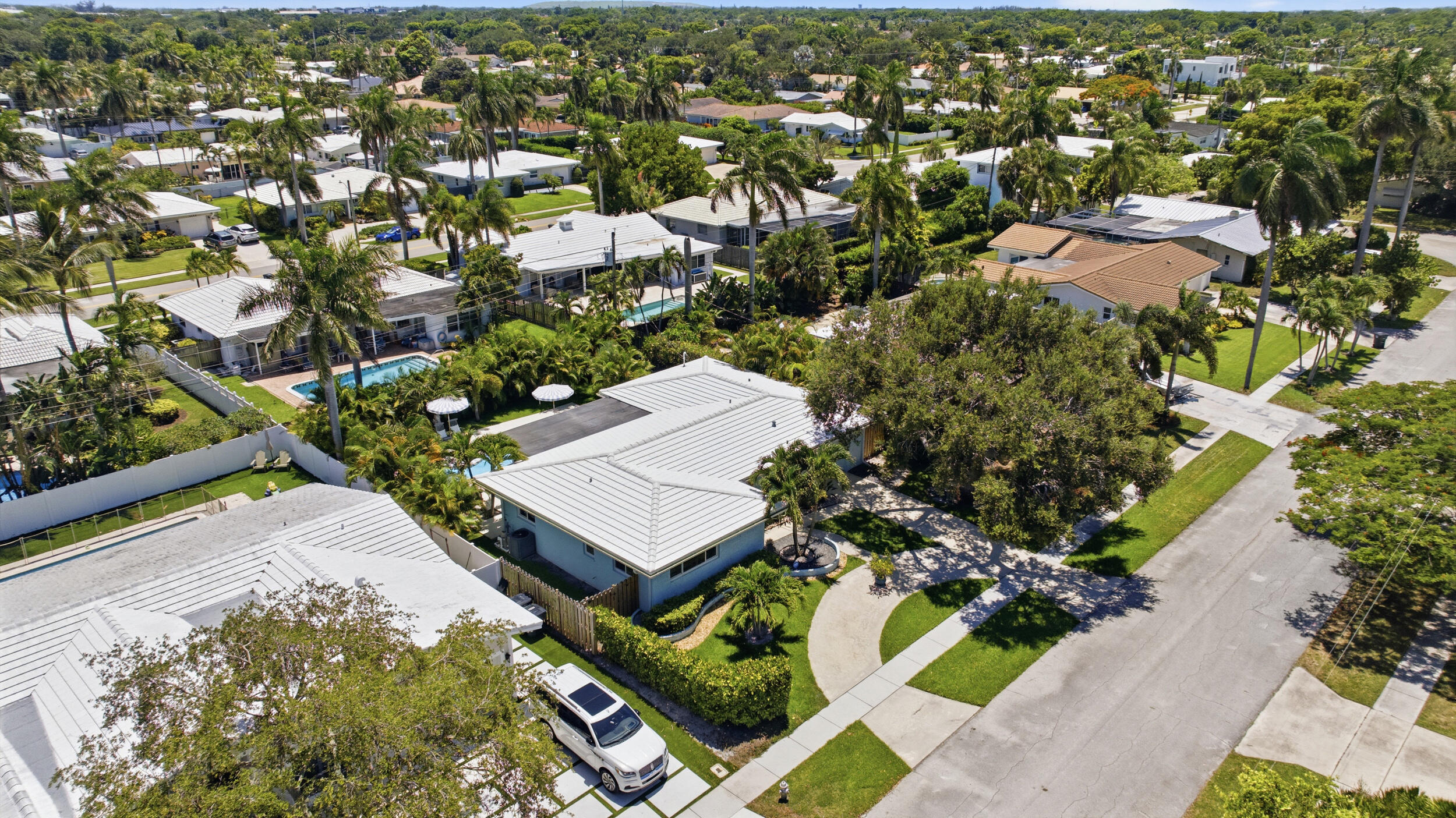 BOCA RATON SQUARE UNIT 8 - Residential
