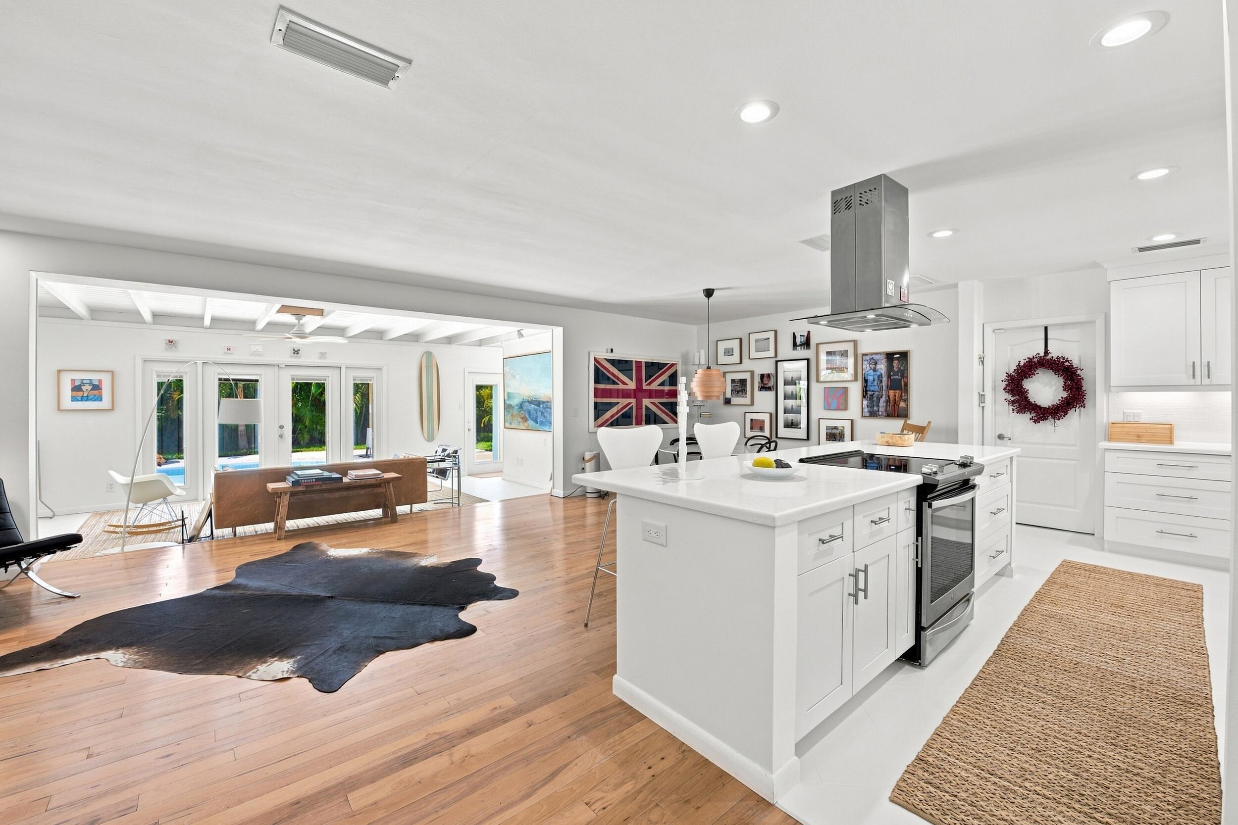BOCA RATON SQUARE UNIT 8 - Residential