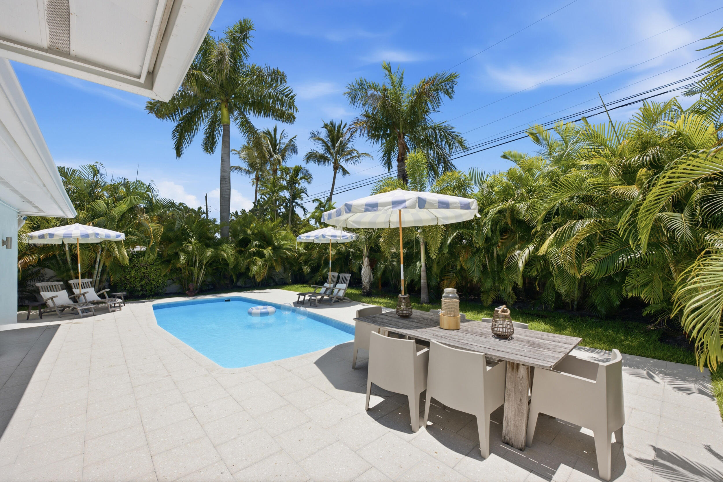 BOCA RATON SQUARE UNIT 8 - Residential