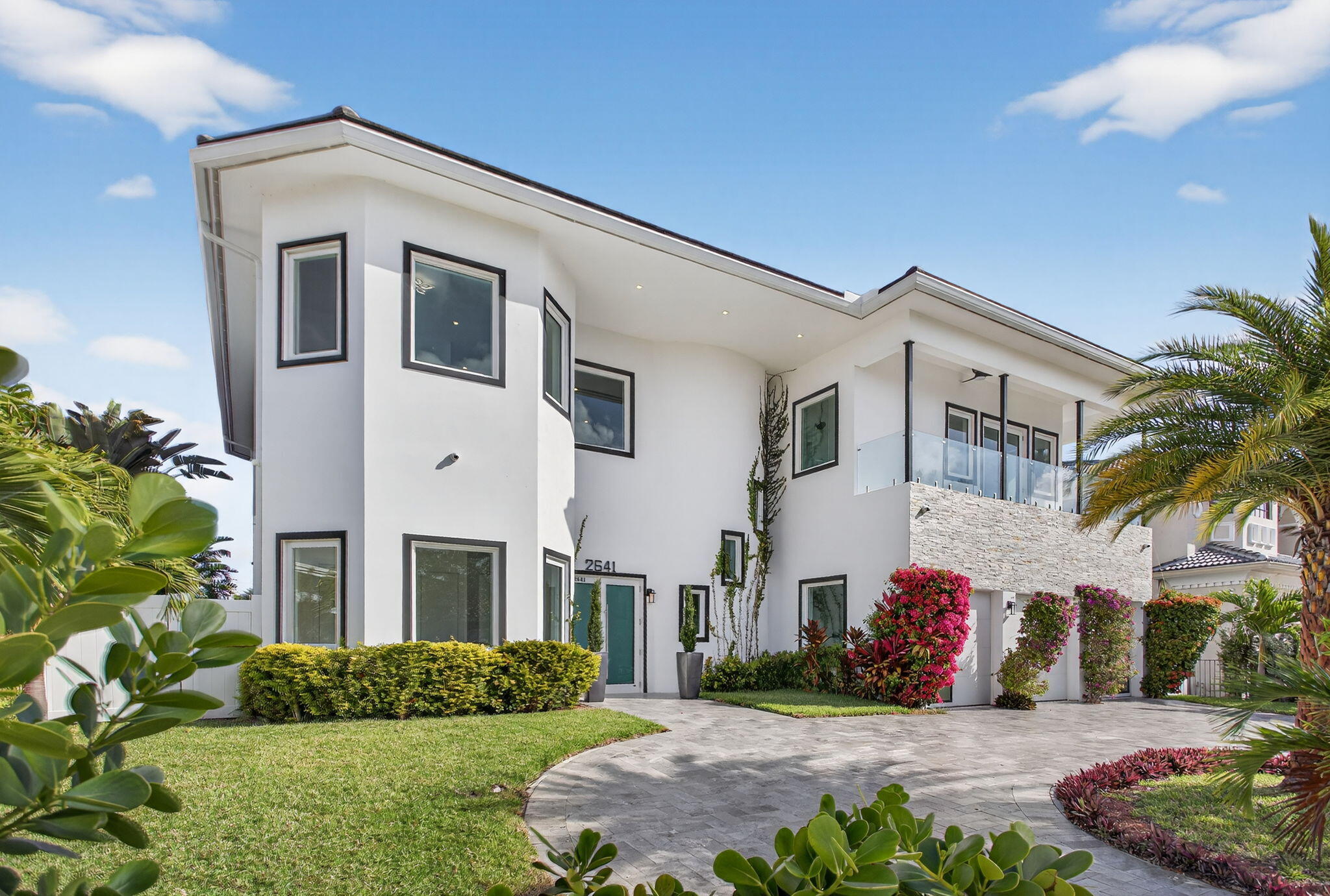 Coral Key Villas - Residential