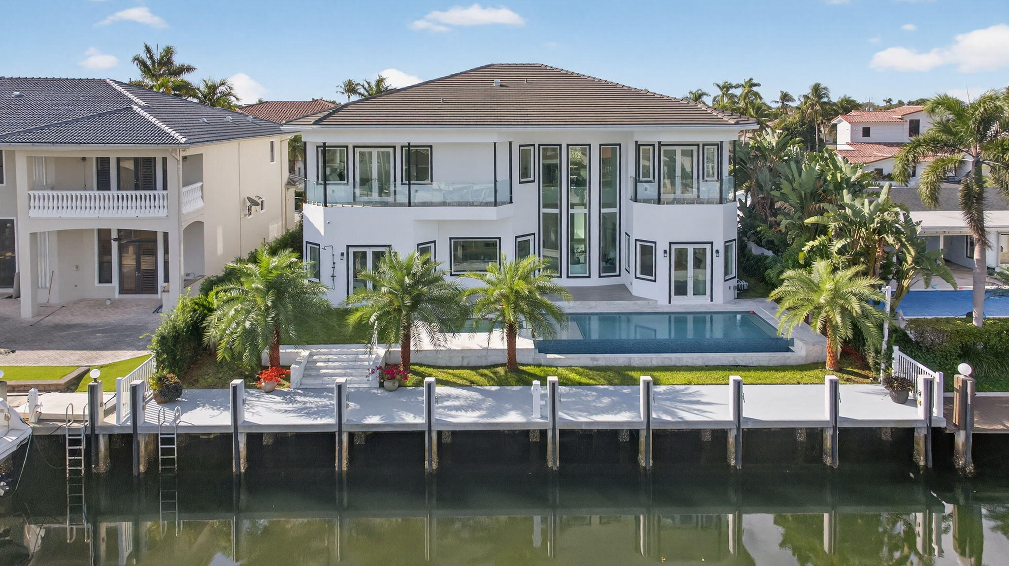 Coral Key Villas - Residential