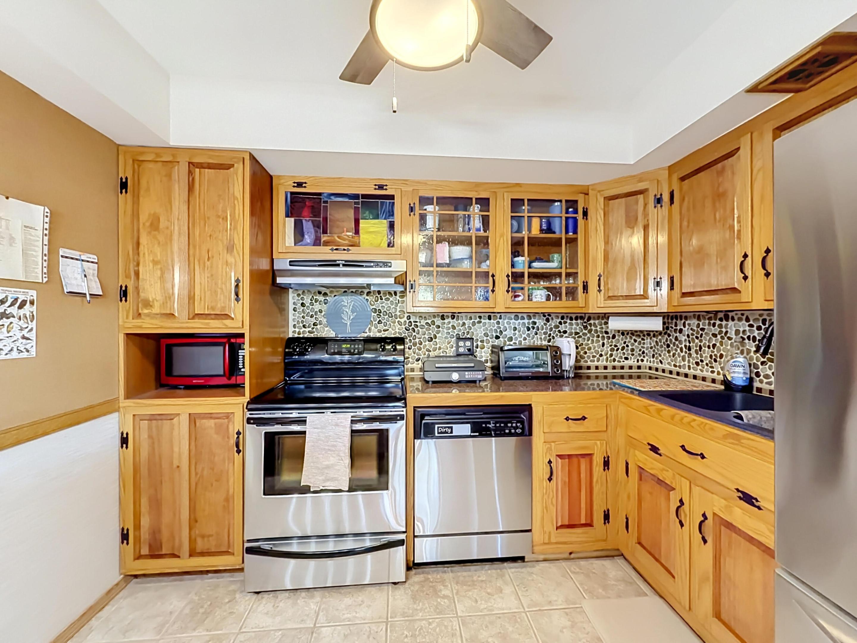 Gardens At Poppleton Creek Condo - Residential
