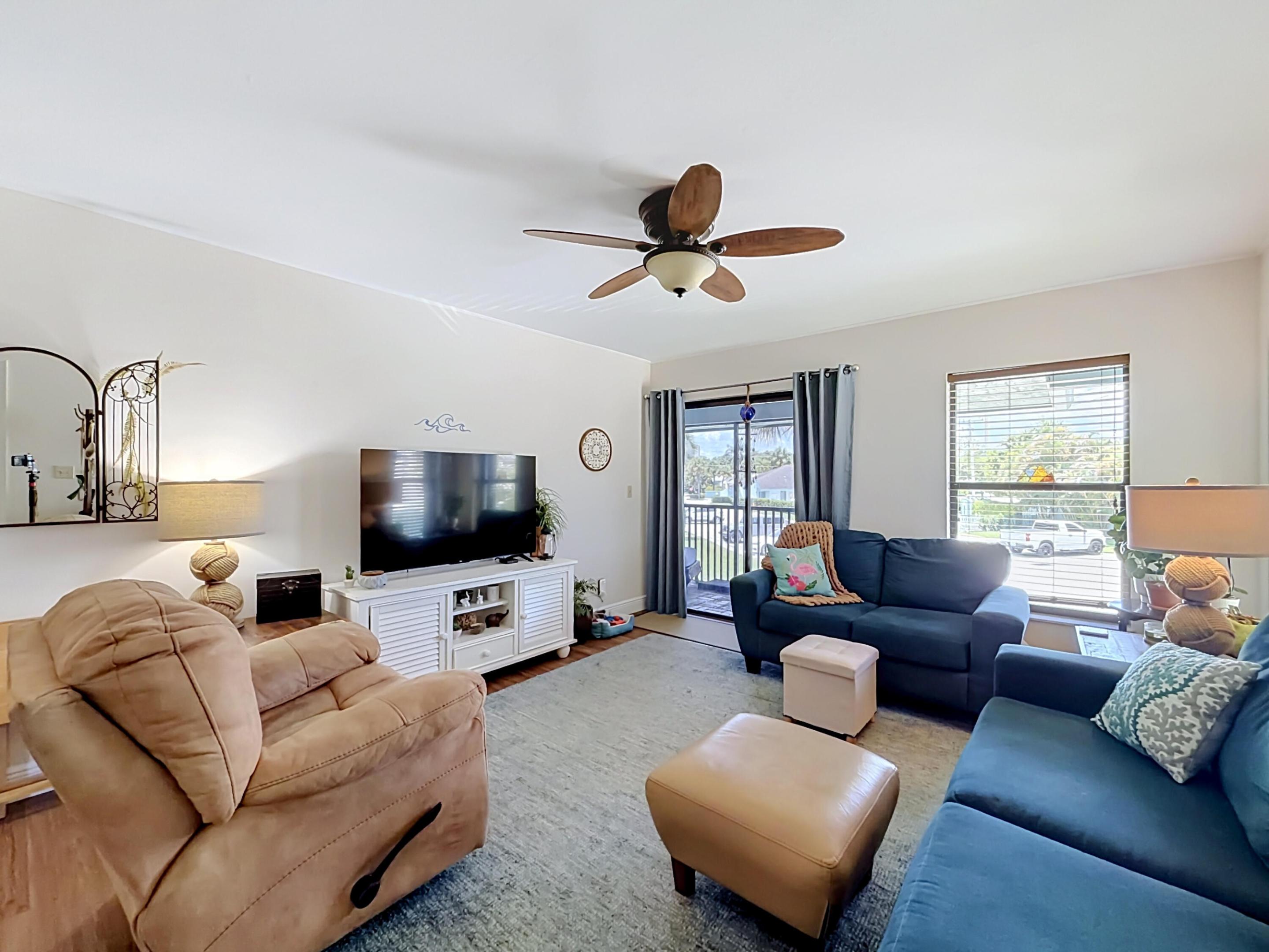 Gardens At Poppleton Creek Condo - Residential