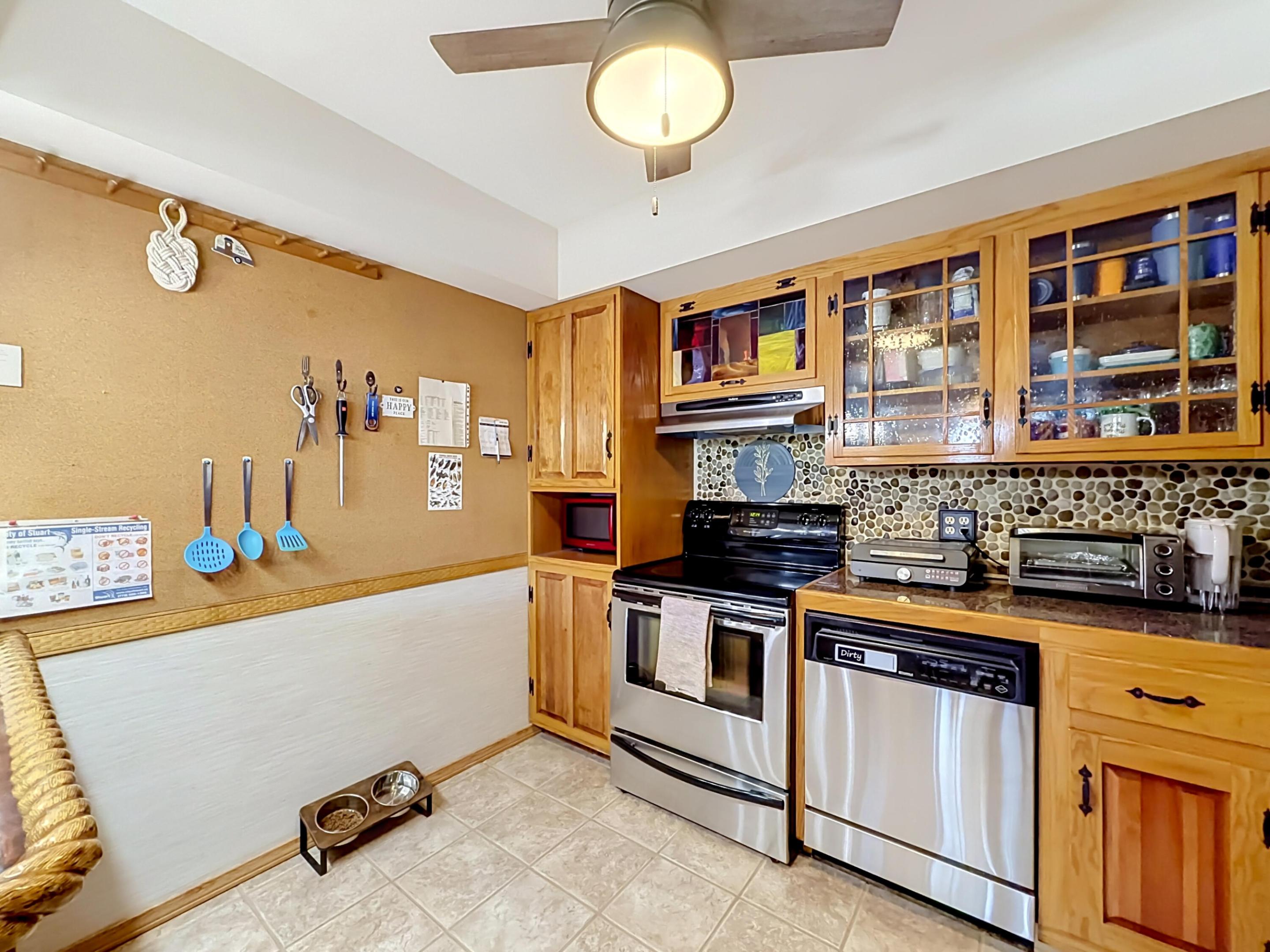 Gardens At Poppleton Creek Condo - Residential