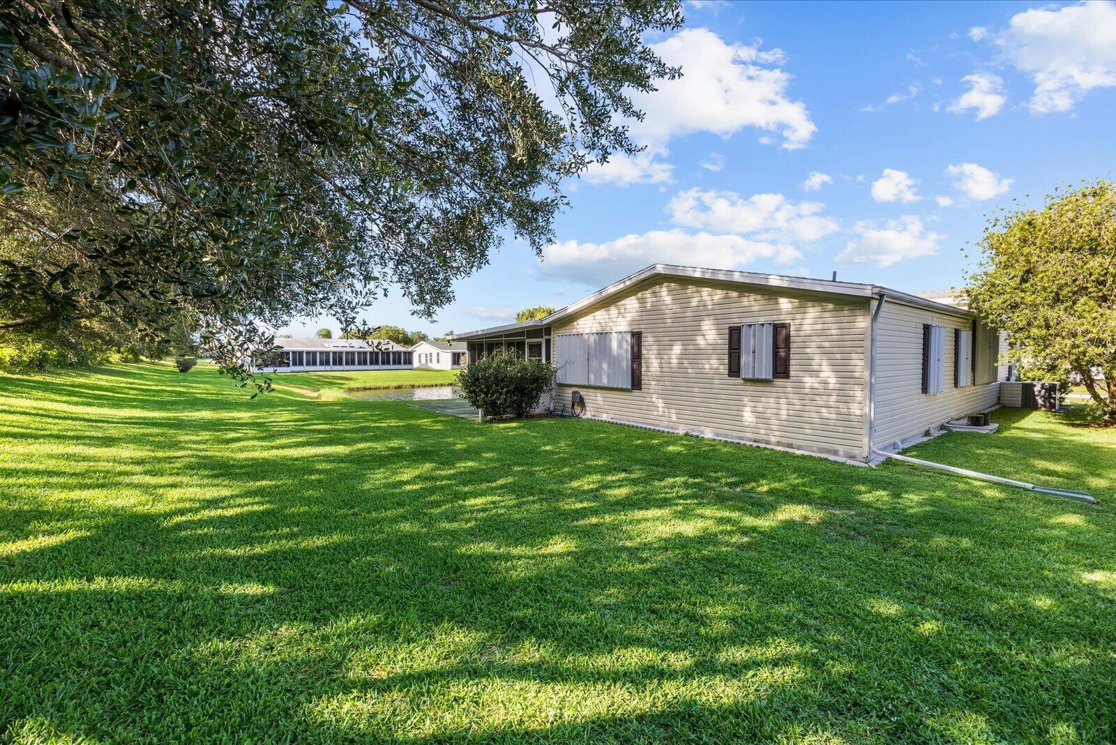 THE LINKS AT SAVANNA CLUB, 1ST REPLAT - Residential