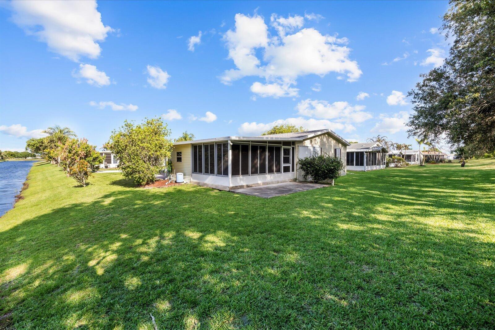 THE LINKS AT SAVANNA CLUB, 1ST REPLAT - Residential