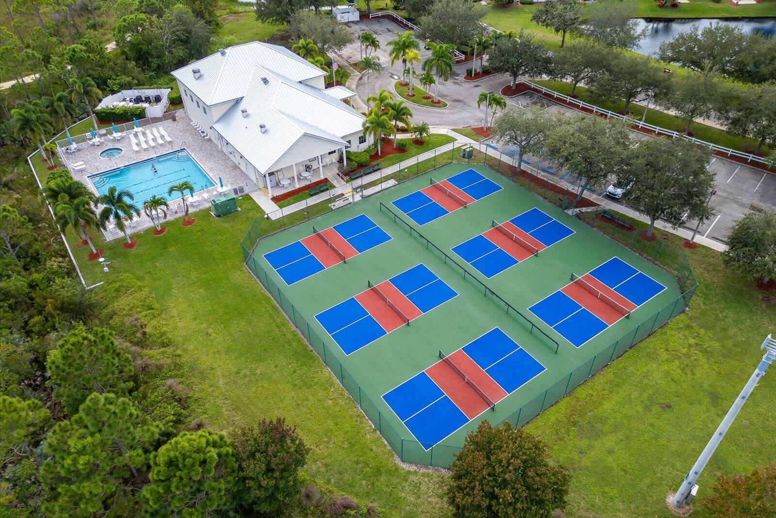 THE LINKS AT SAVANNA CLUB, 1ST REPLAT - Residential