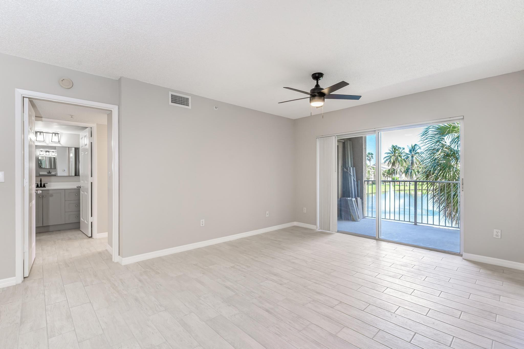 ROYAL GRAND CONDO - Residential