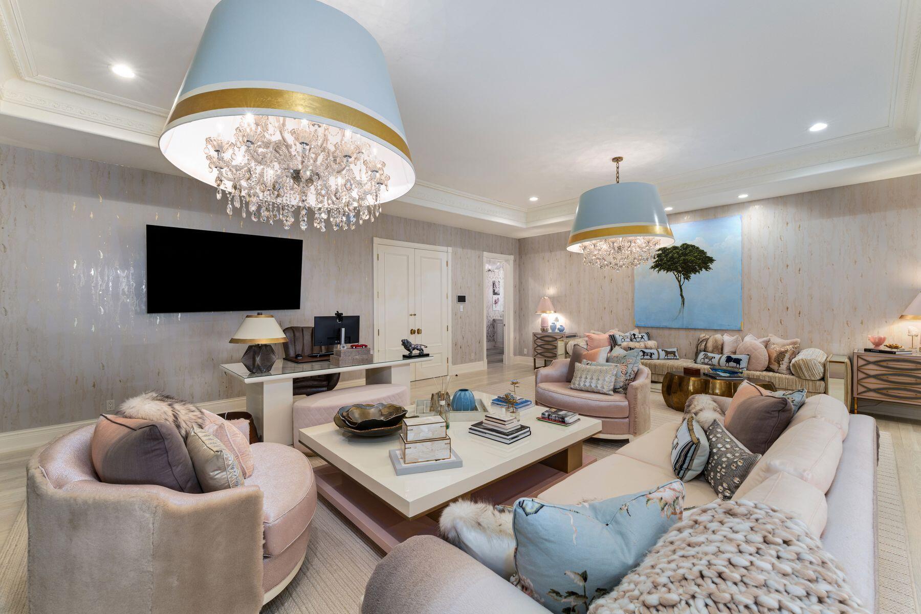 HILLSBORO MILE - Residential