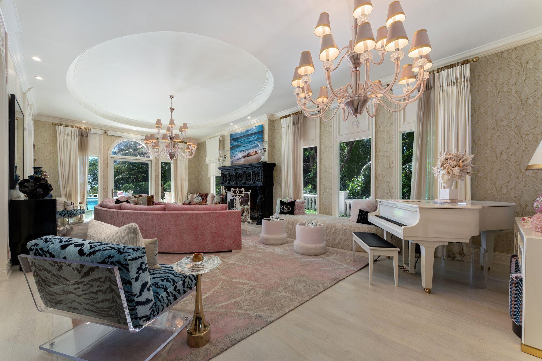 HILLSBORO MILE - Residential