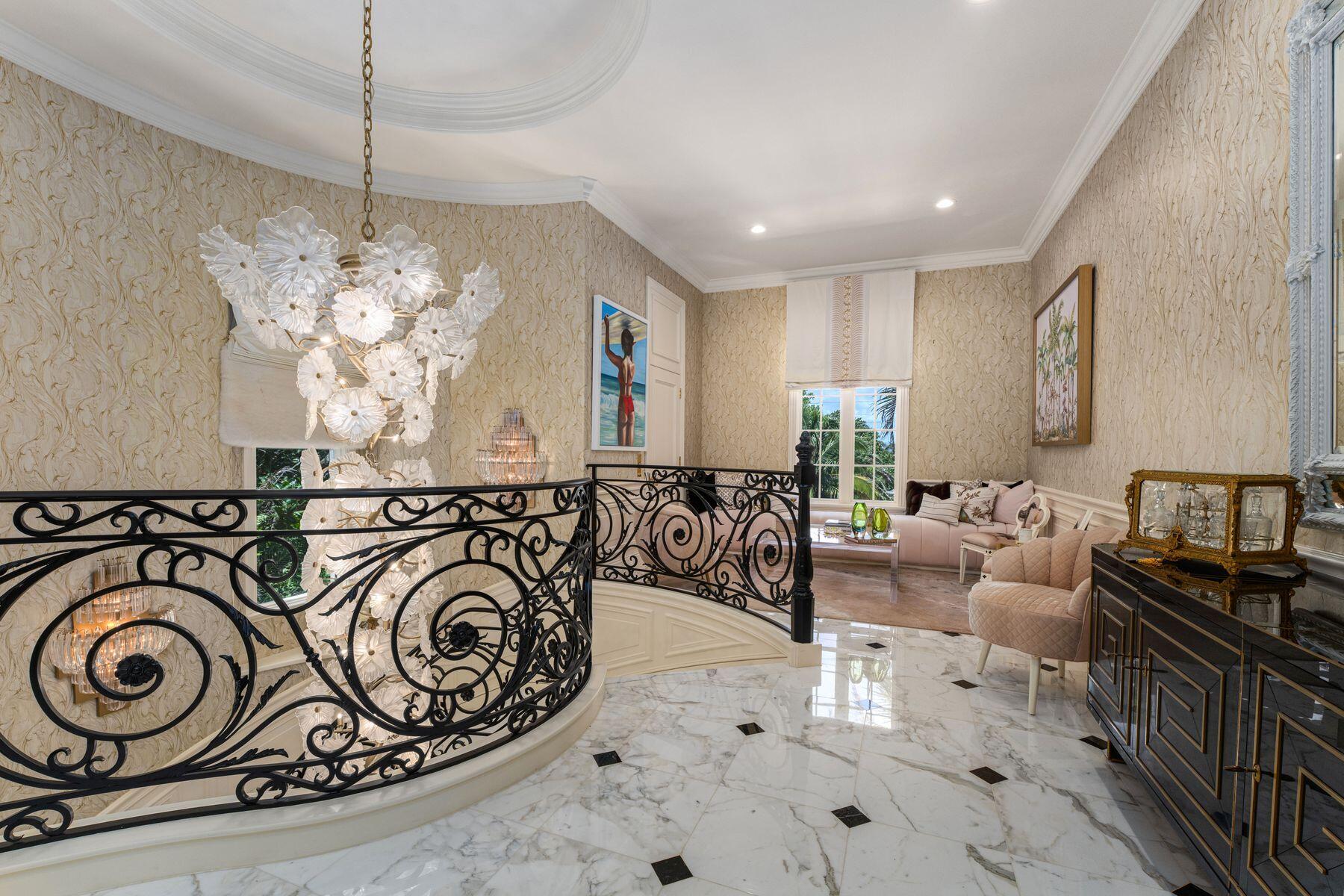 HILLSBORO MILE - Residential