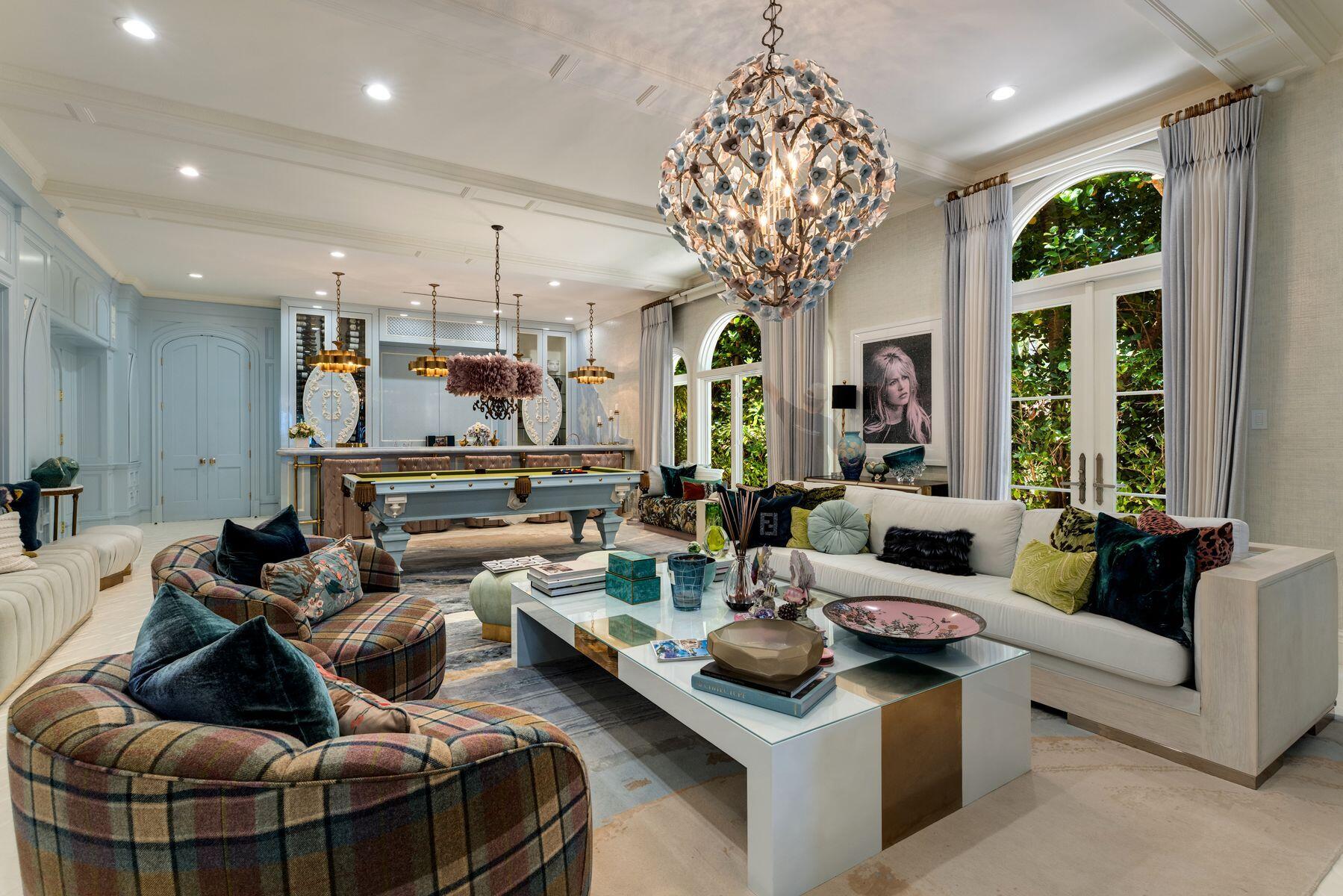 HILLSBORO MILE - Residential