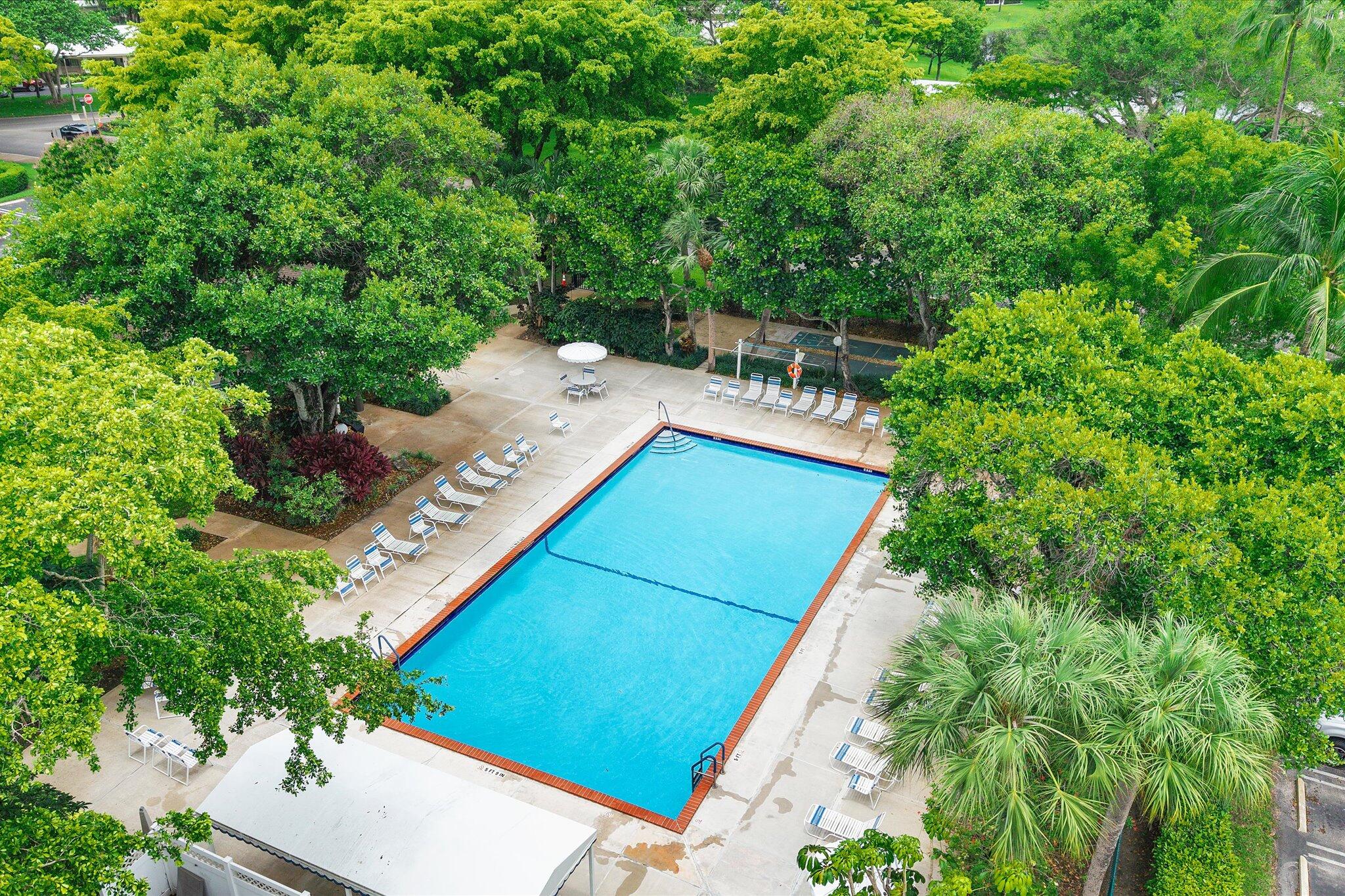 NO 76 PALM-AIRE COUNTRY CLUB - Residential