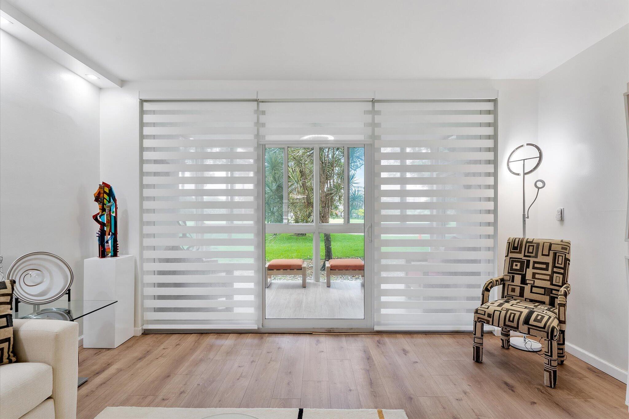 NO 76 PALM-AIRE COUNTRY CLUB - Residential