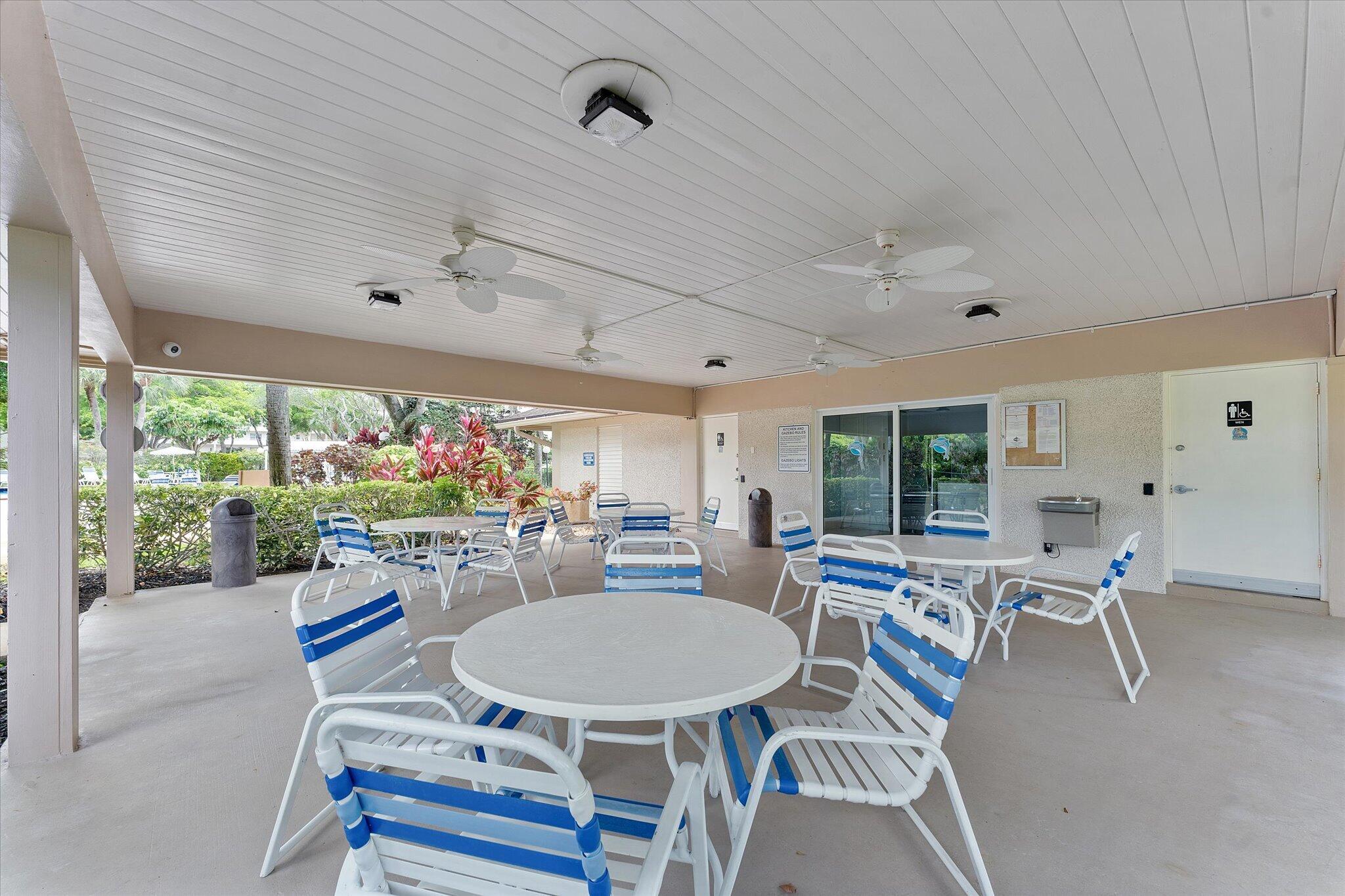 NO 76 PALM-AIRE COUNTRY CLUB - Residential