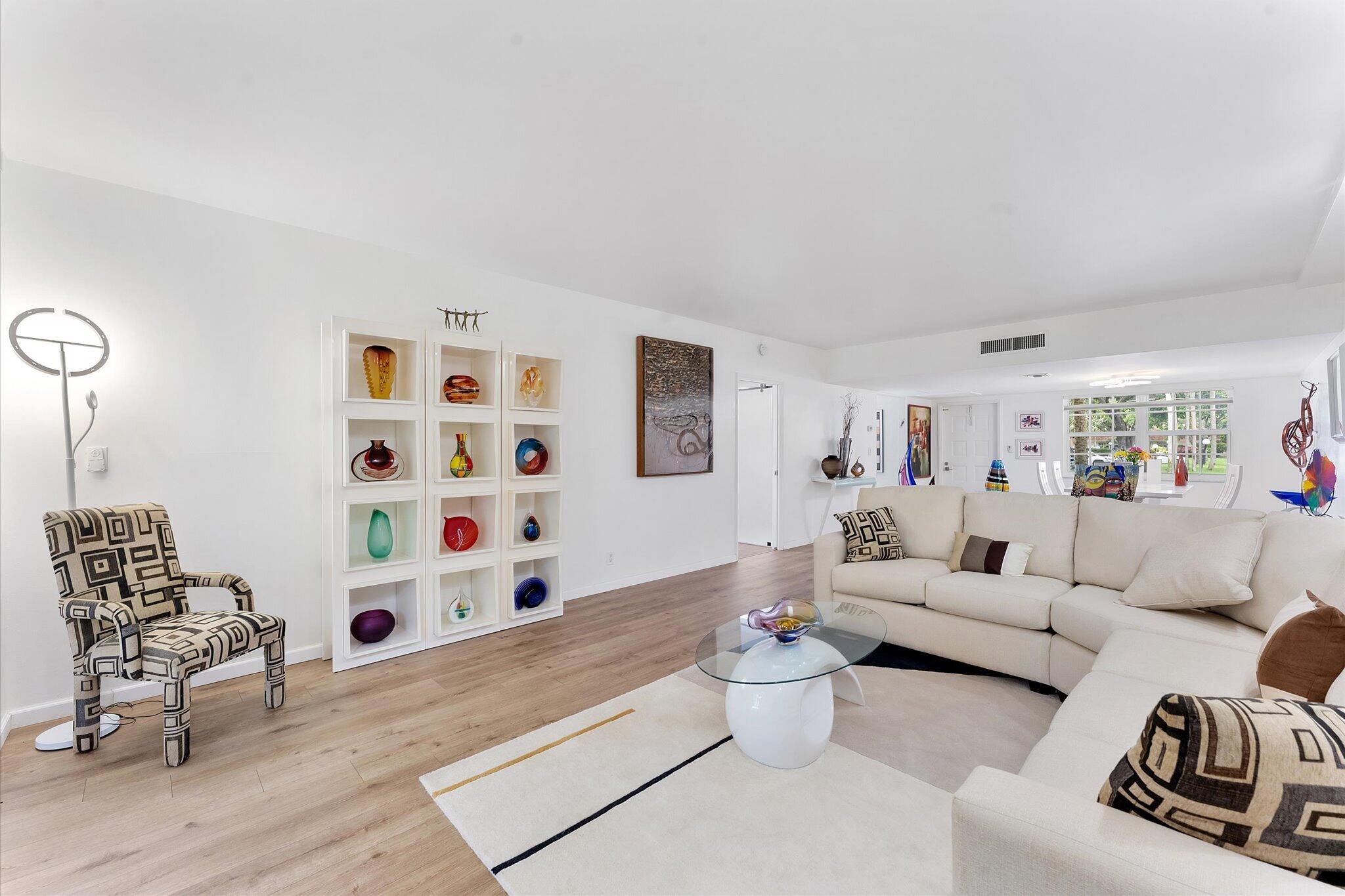 NO 76 PALM-AIRE COUNTRY CLUB - Residential