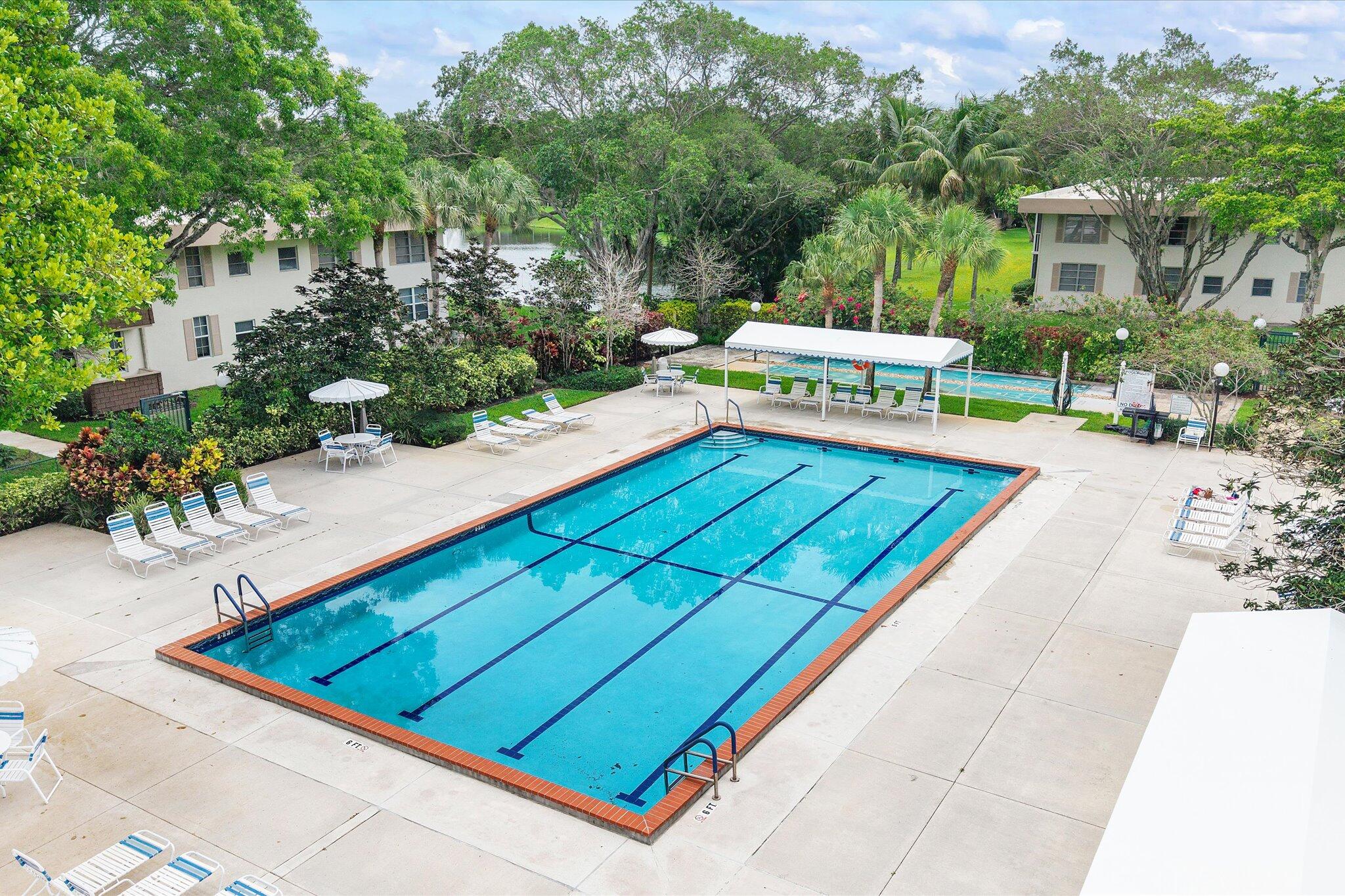 NO 76 PALM-AIRE COUNTRY CLUB - Residential