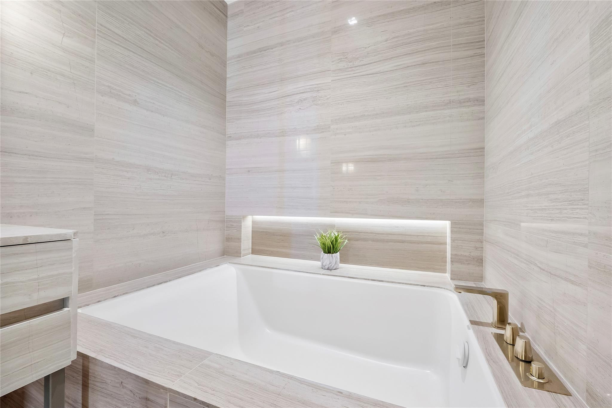 Armani Casa - Residential