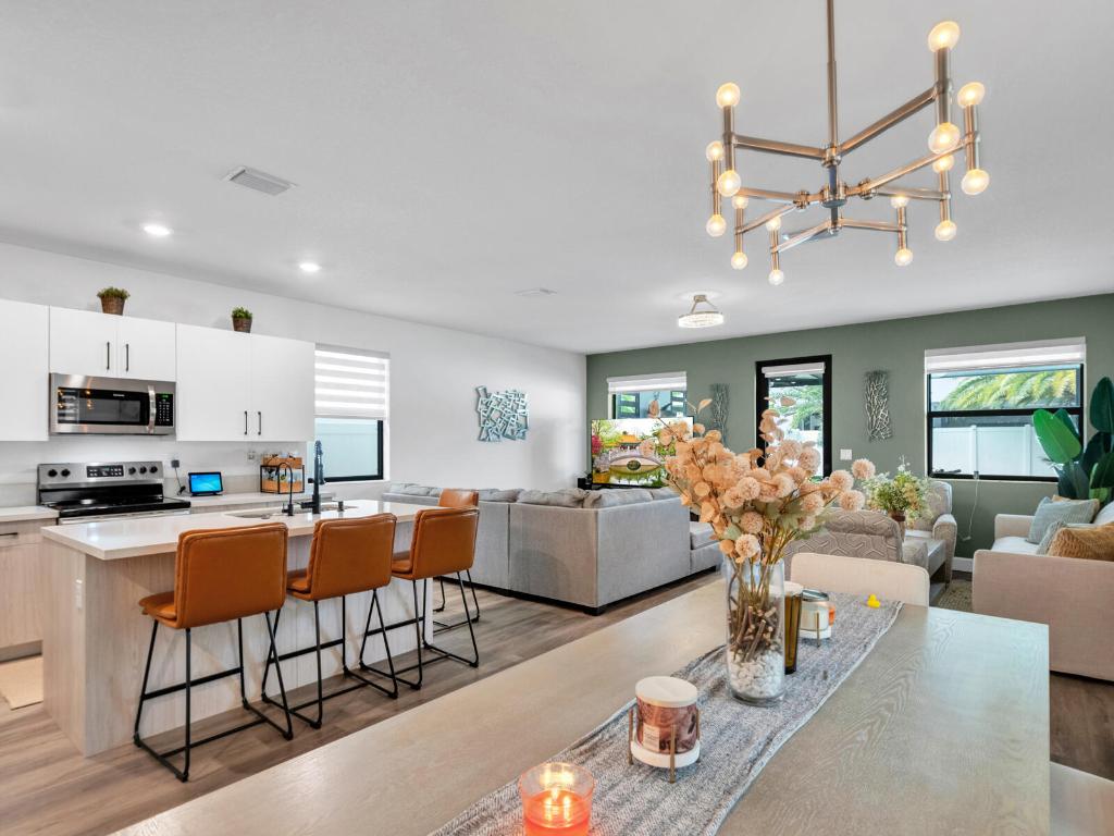 AQUABELLA NORTH - Residential
