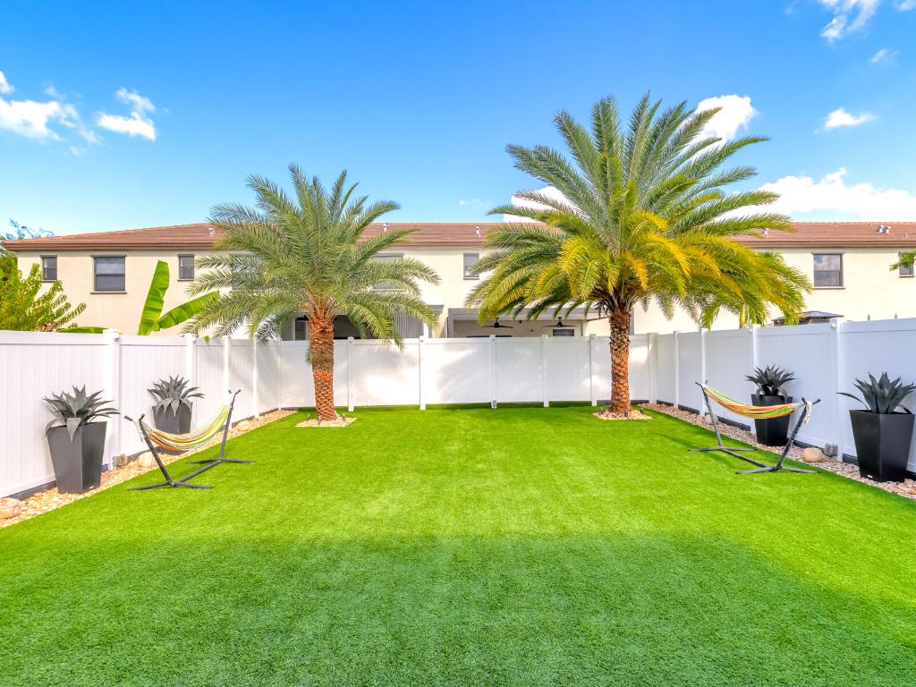 AQUABELLA NORTH - Residential