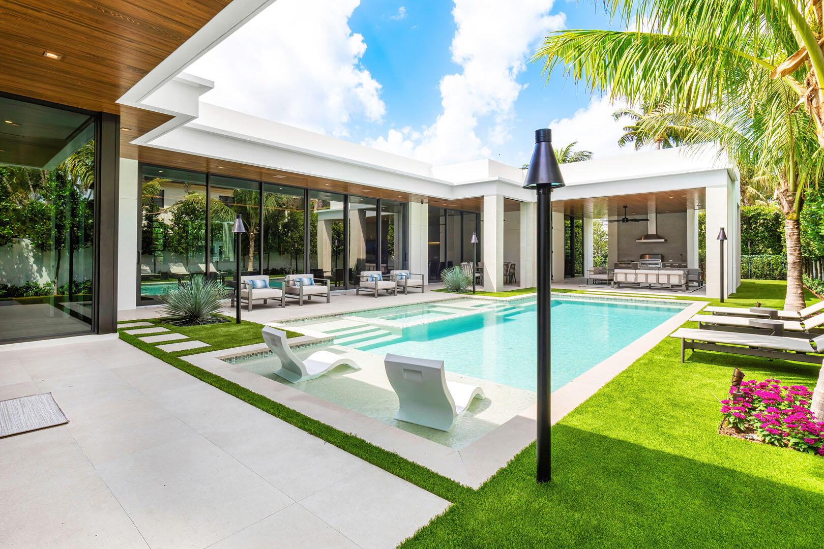 Royal Palm Yacht & Country Club - Residential