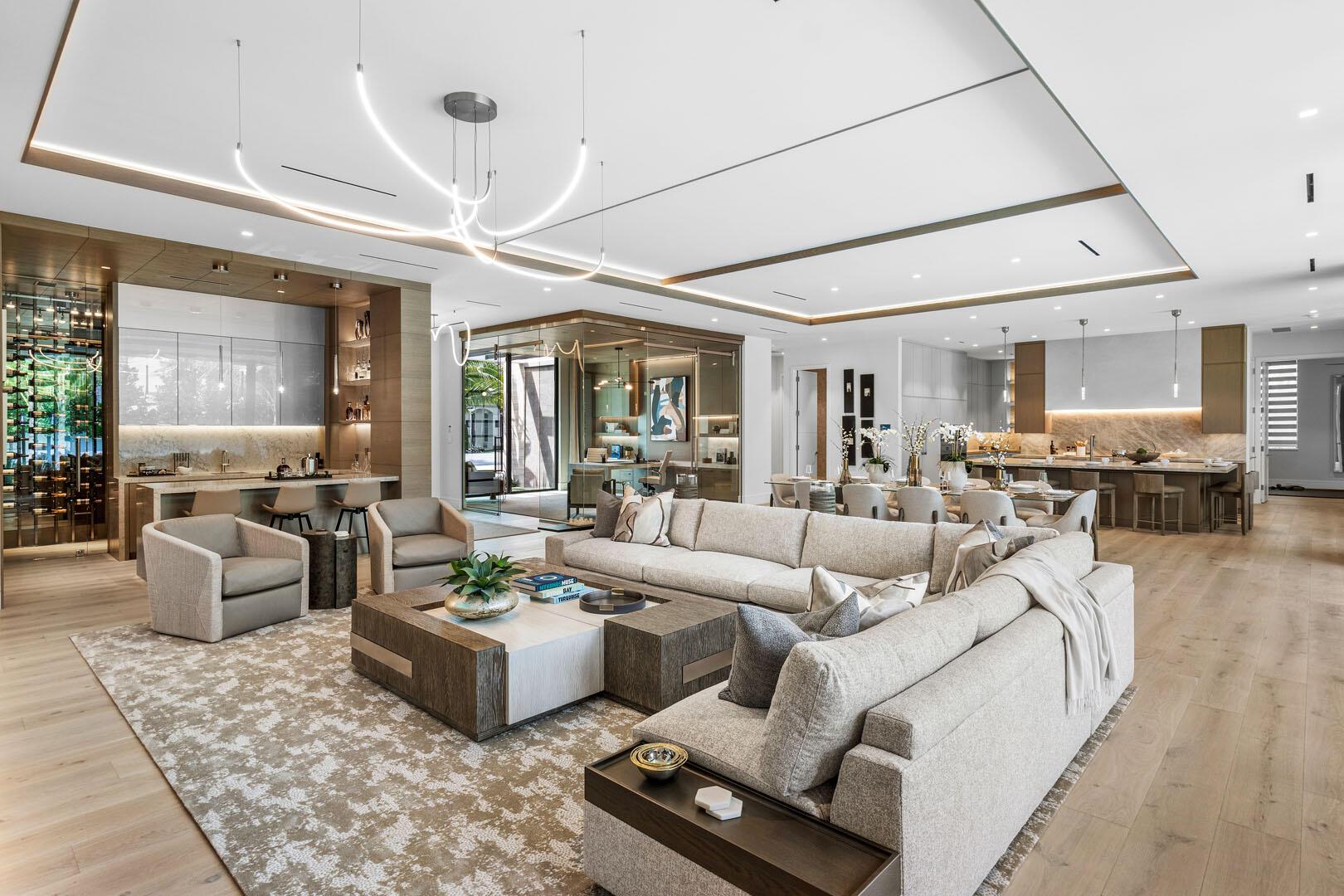 Royal Palm Yacht & Country Club - Residential