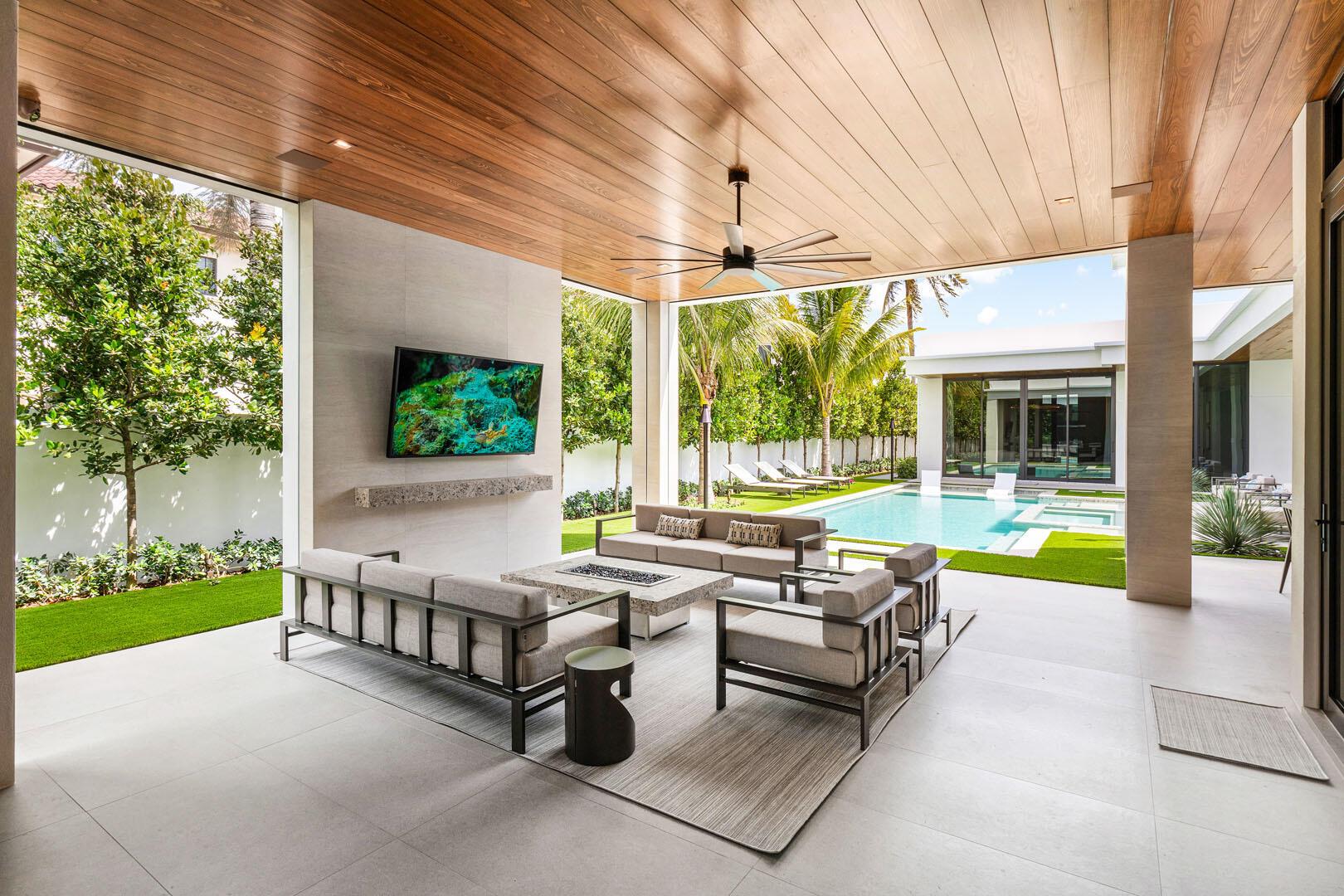 Royal Palm Yacht & Country Club - Residential