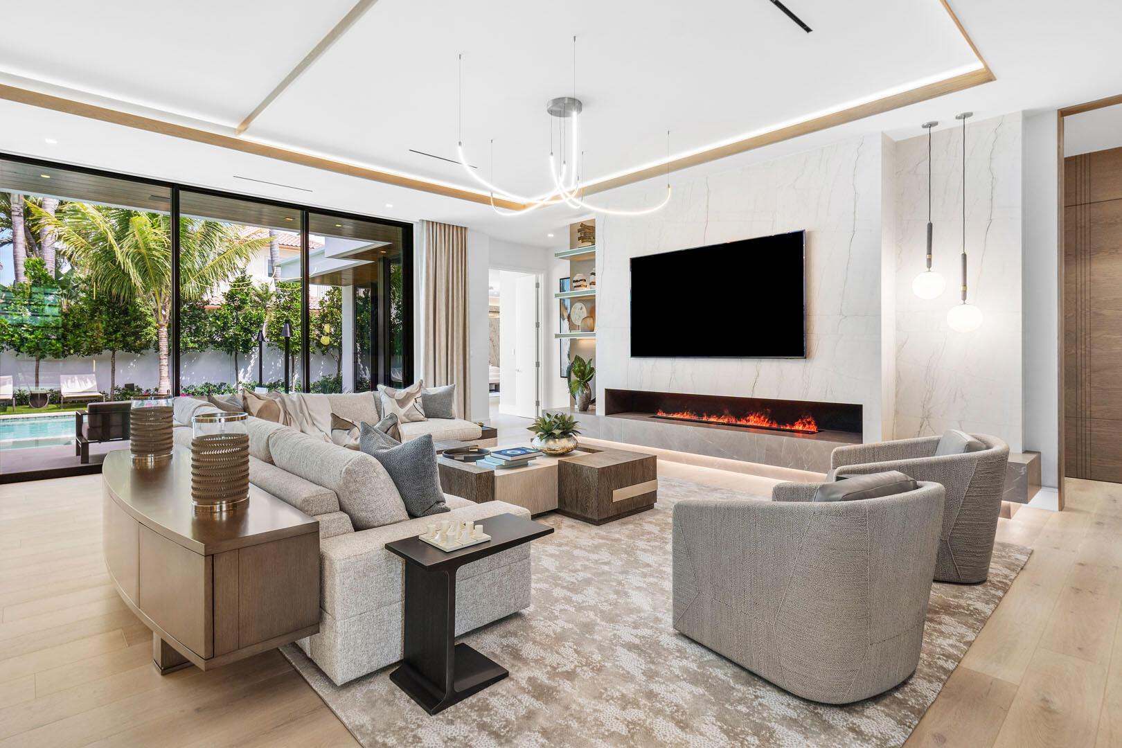 Royal Palm Yacht & Country Club - Residential