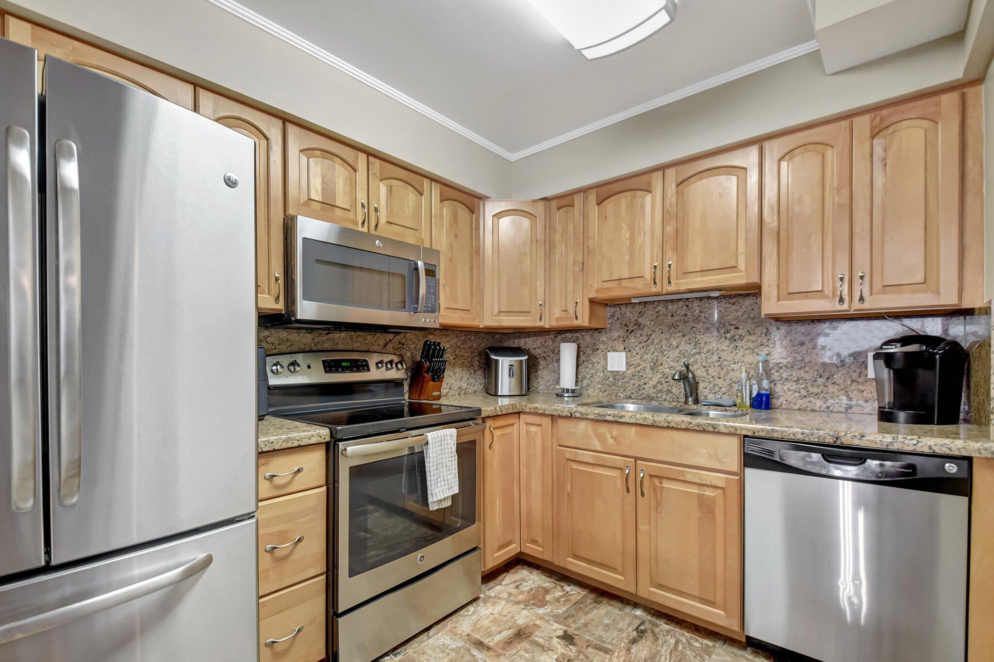 JAMES PLACE CONDO - Residential