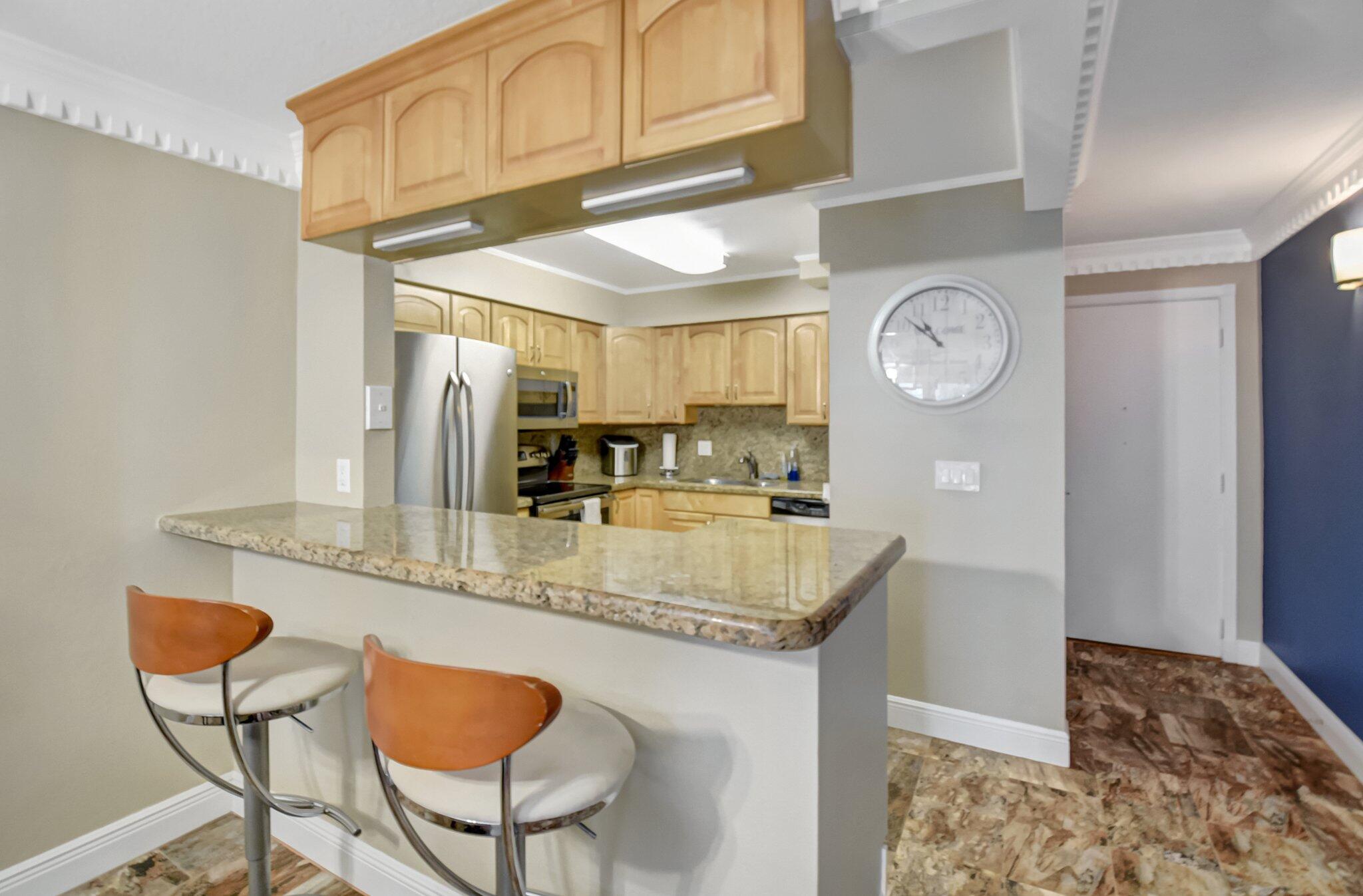 JAMES PLACE CONDO - Residential