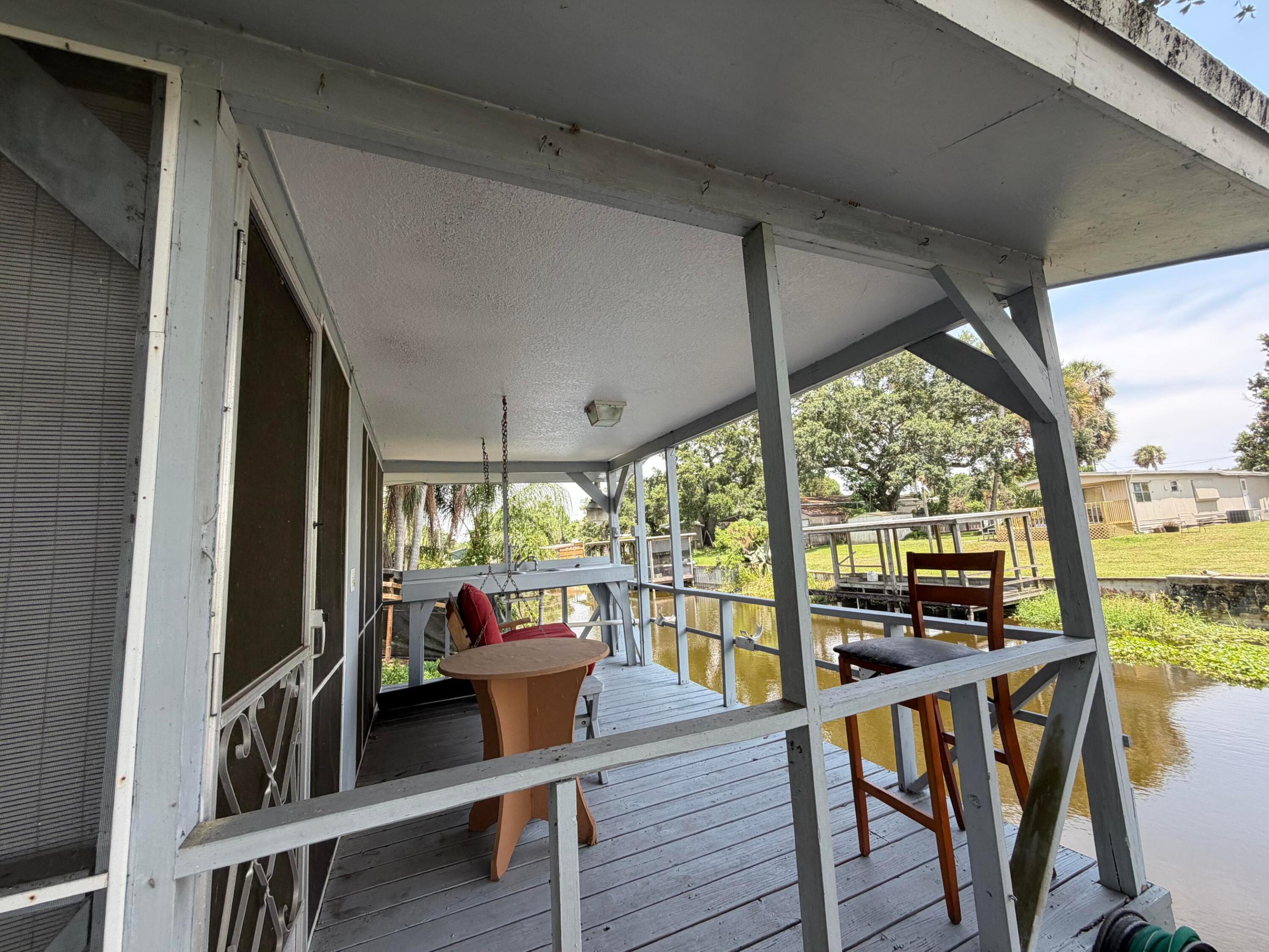 TREASURE ISLAND UNIT 7 - Residential Lease