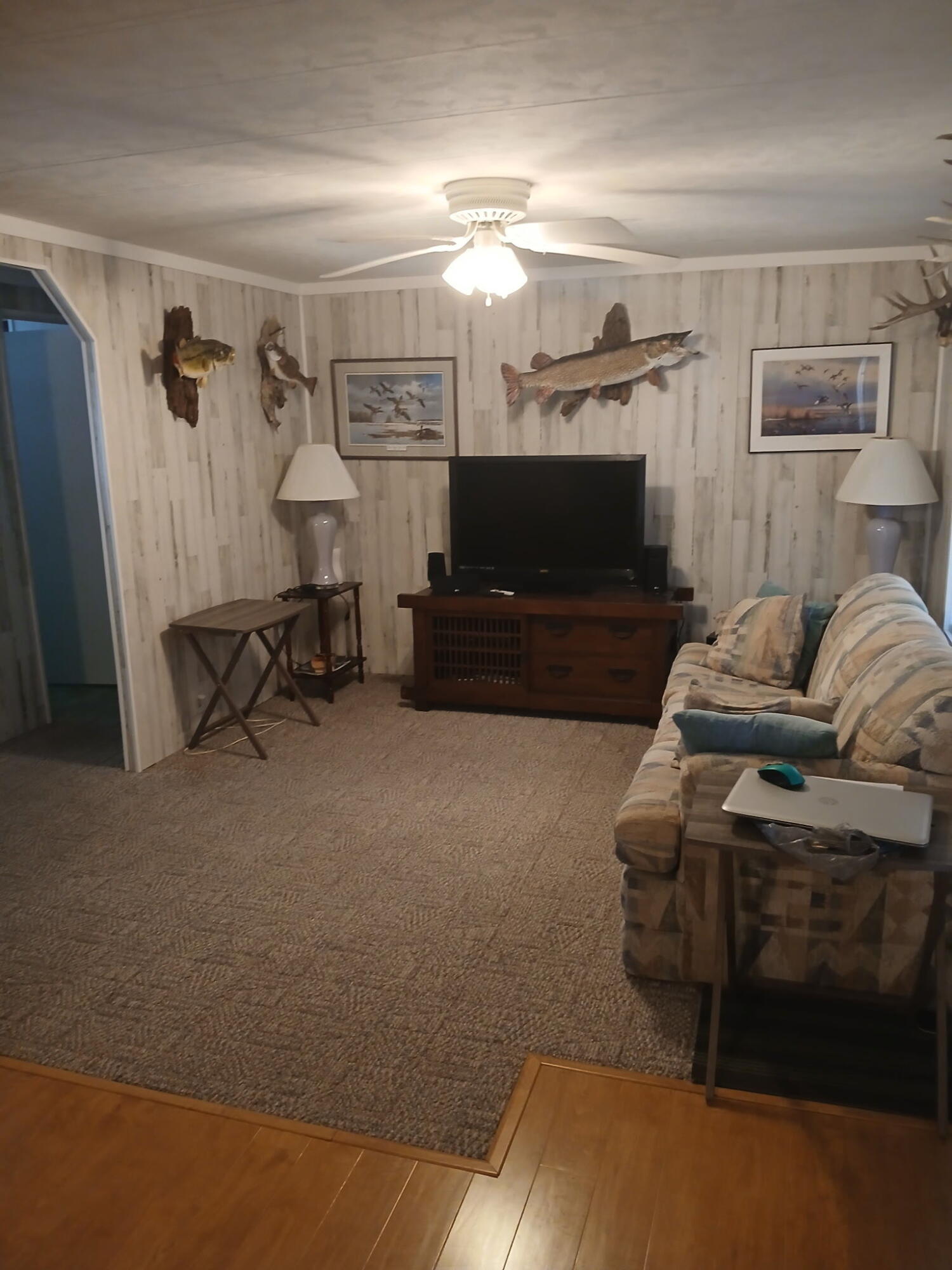 TREASURE ISLAND UNIT 7 - Residential Lease