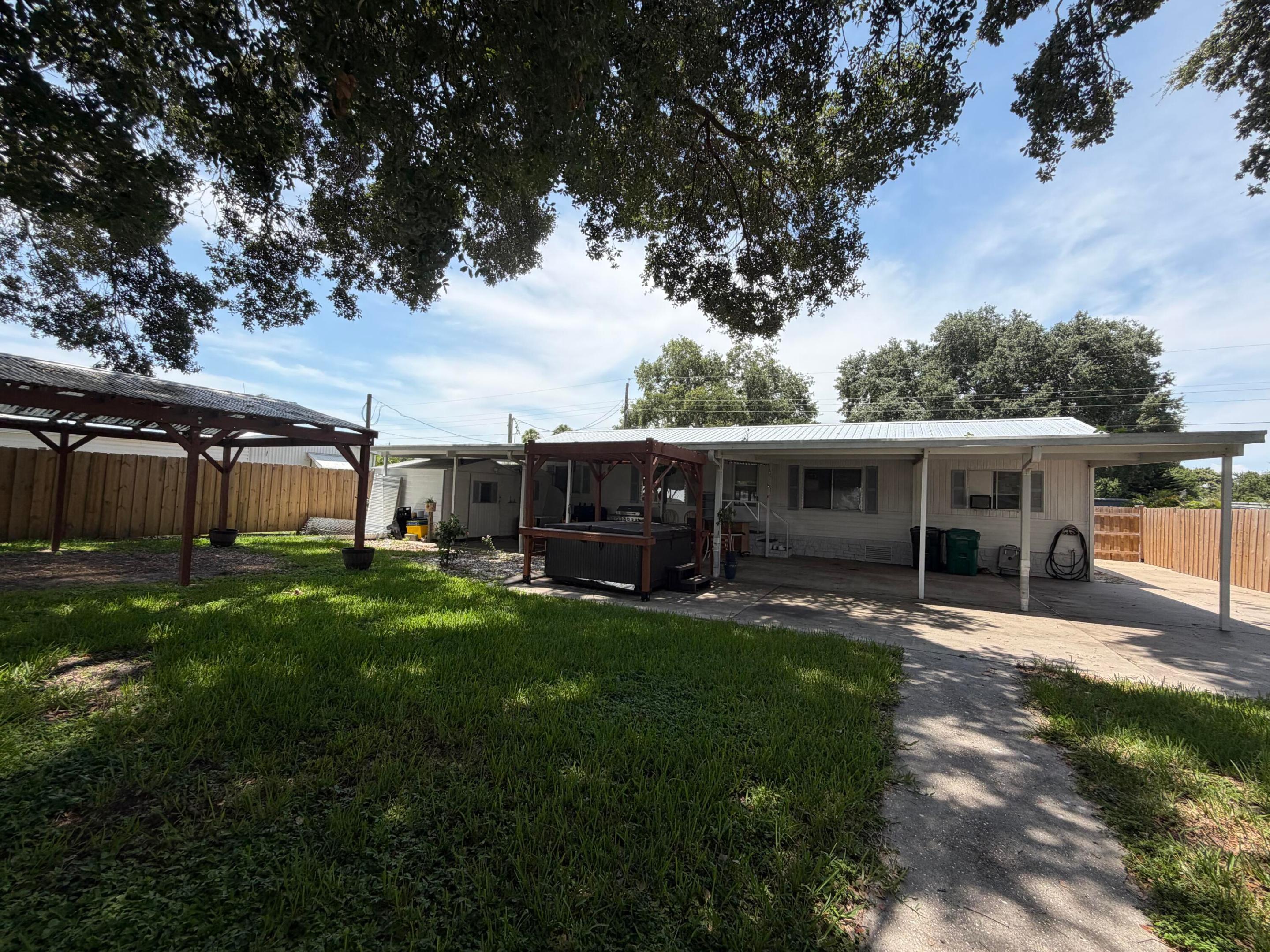 TREASURE ISLAND UNIT 7 - Residential Lease