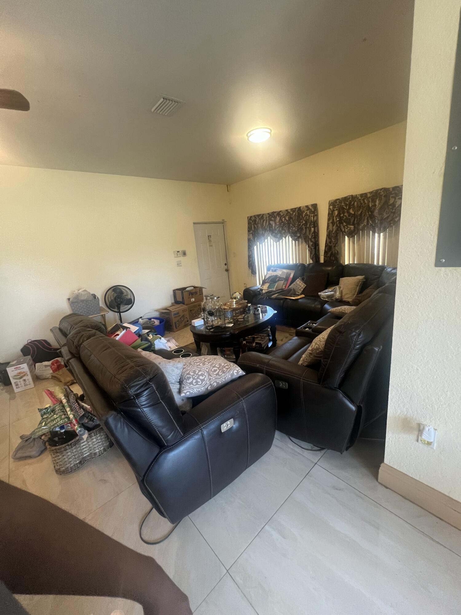 RIVERDALE VILLAS - Residential Lease
