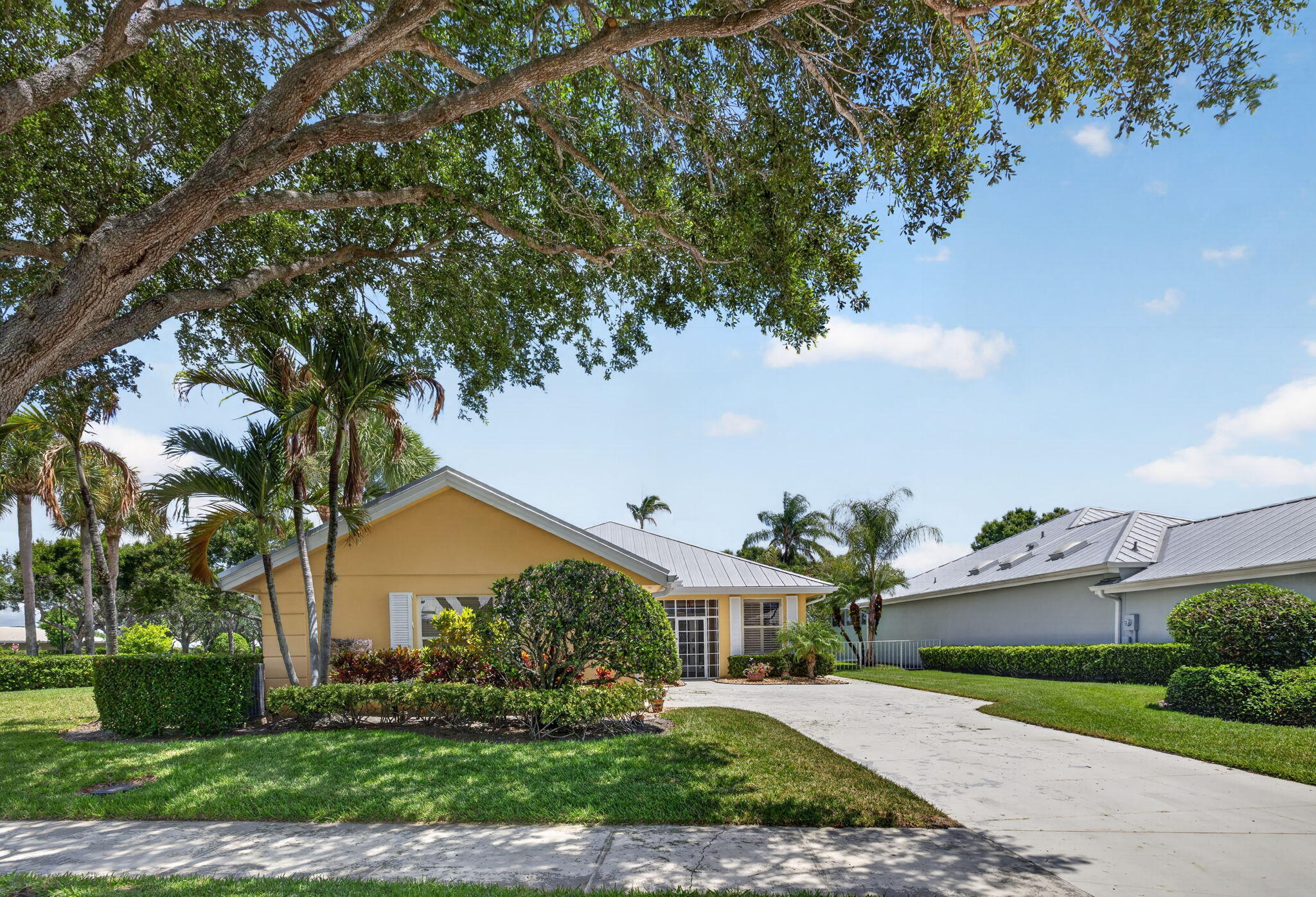 THE MEADOWS AT MARTIN DOWNS - Residential