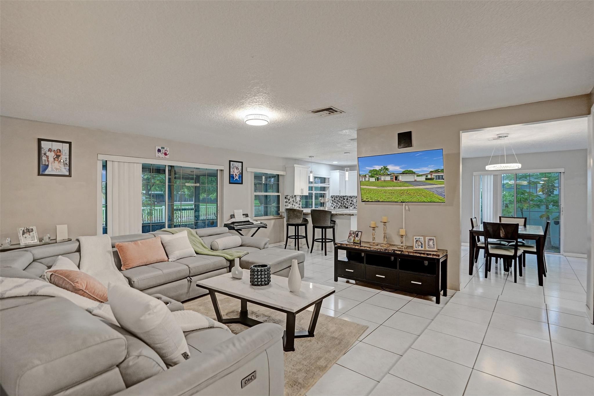 SUNFLOWER FIRST ADD - Residential Lease