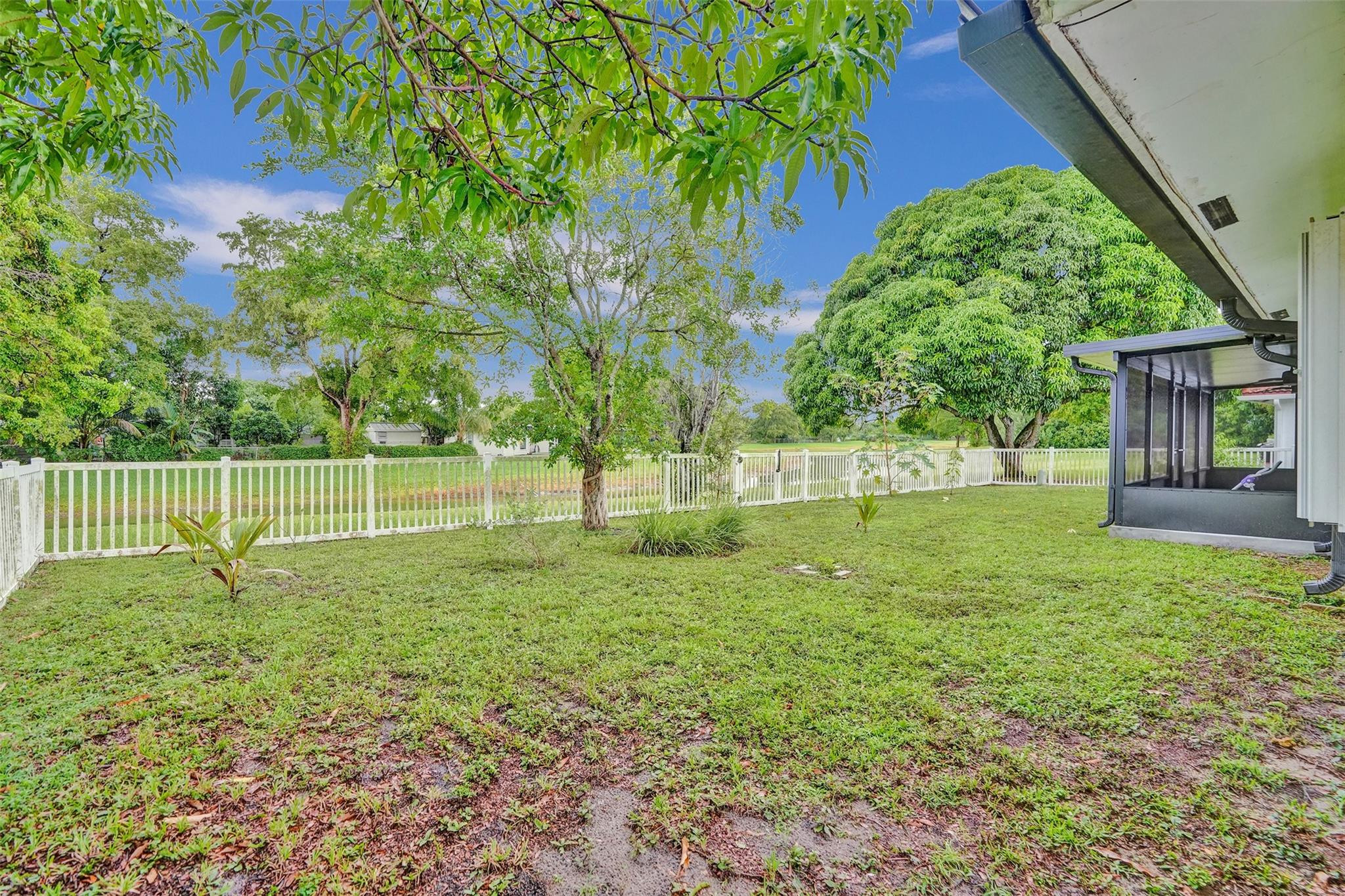 SUNFLOWER FIRST ADD - Residential Lease