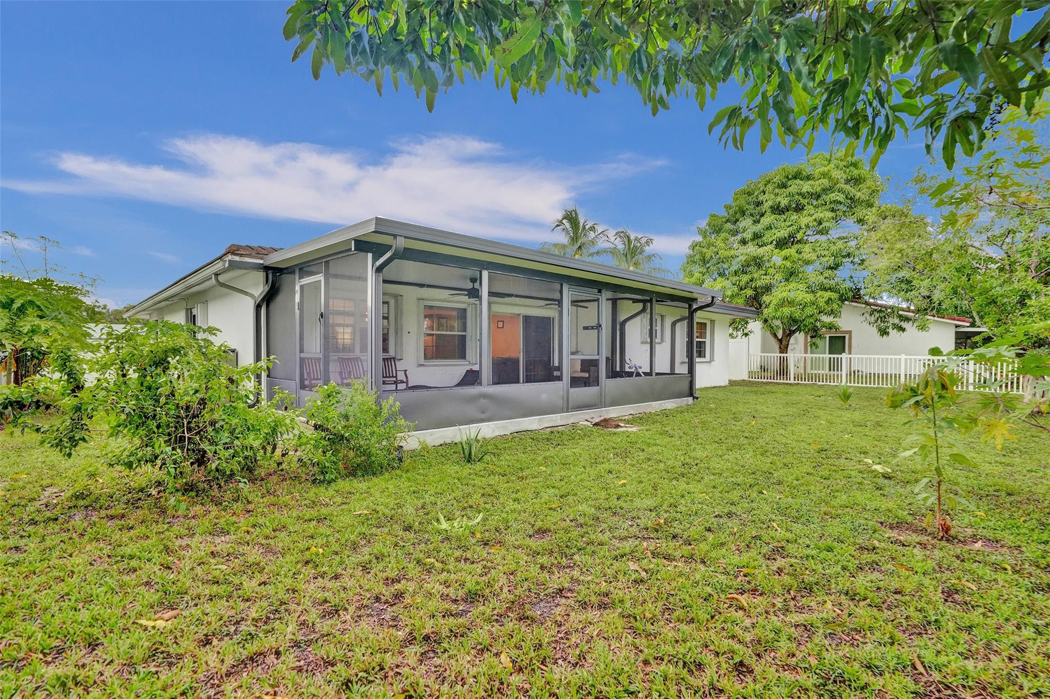 SUNFLOWER FIRST ADD - Residential Lease