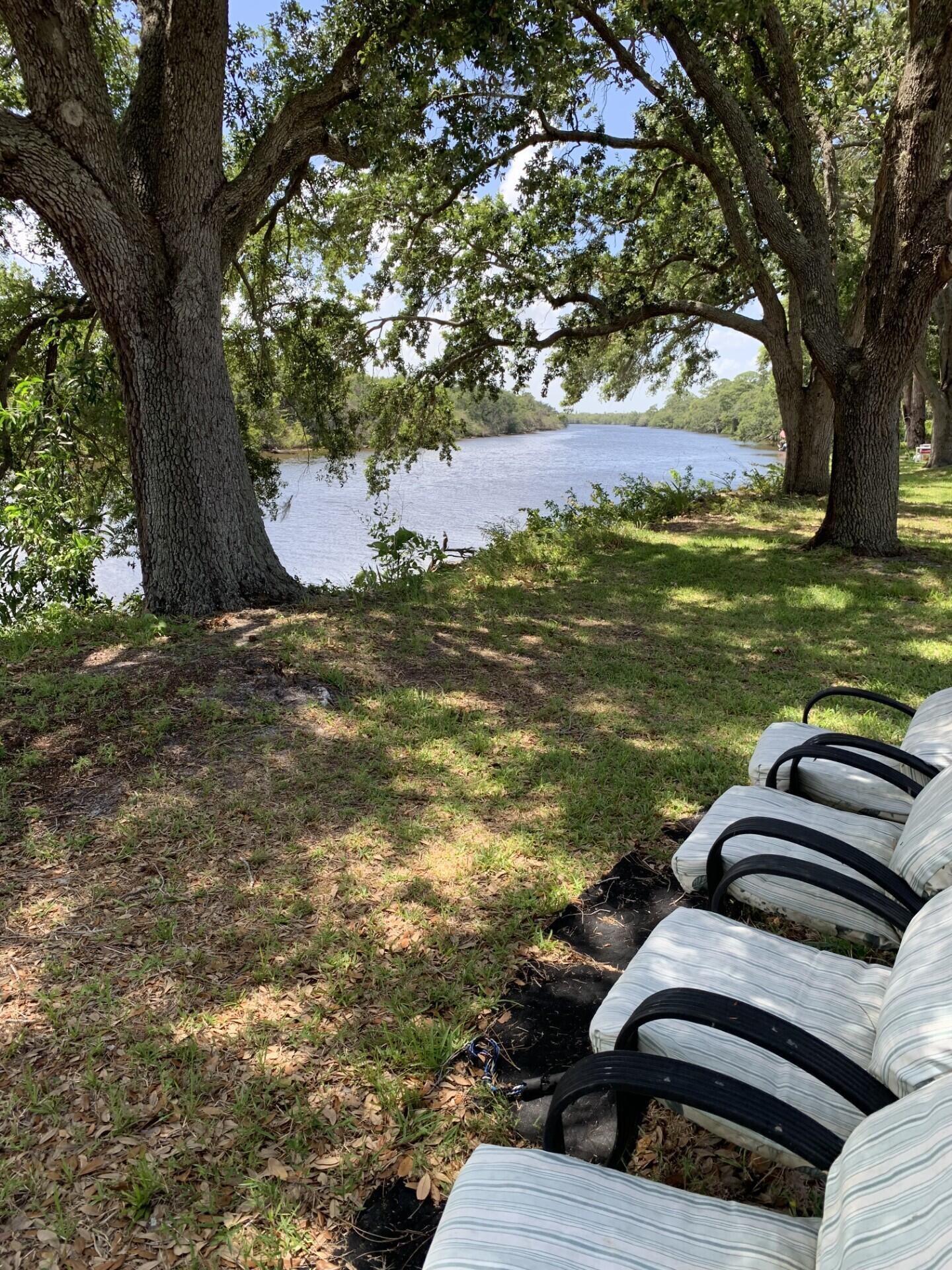 Spanish Lakes Riverfront - Residential