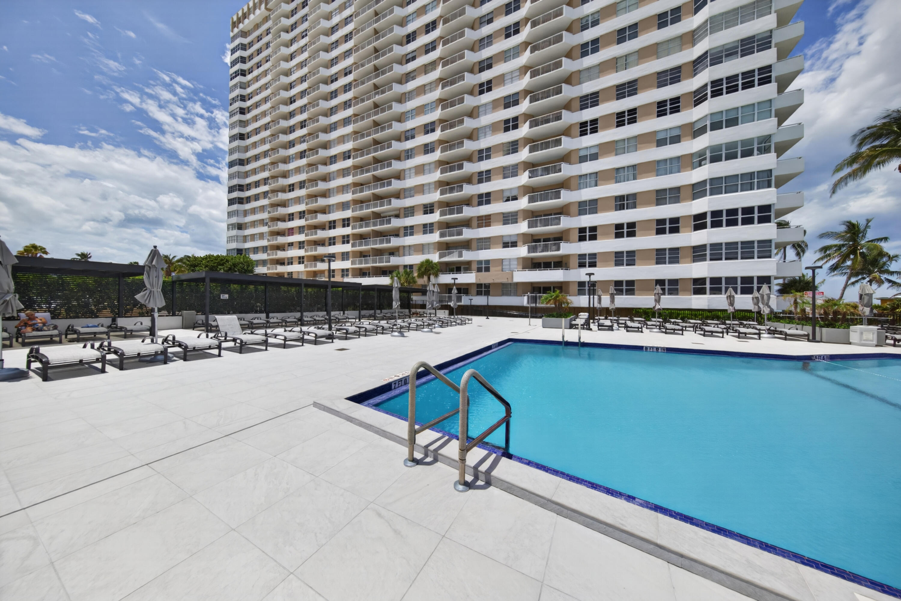 HEMISPHERES CONDO - Residential