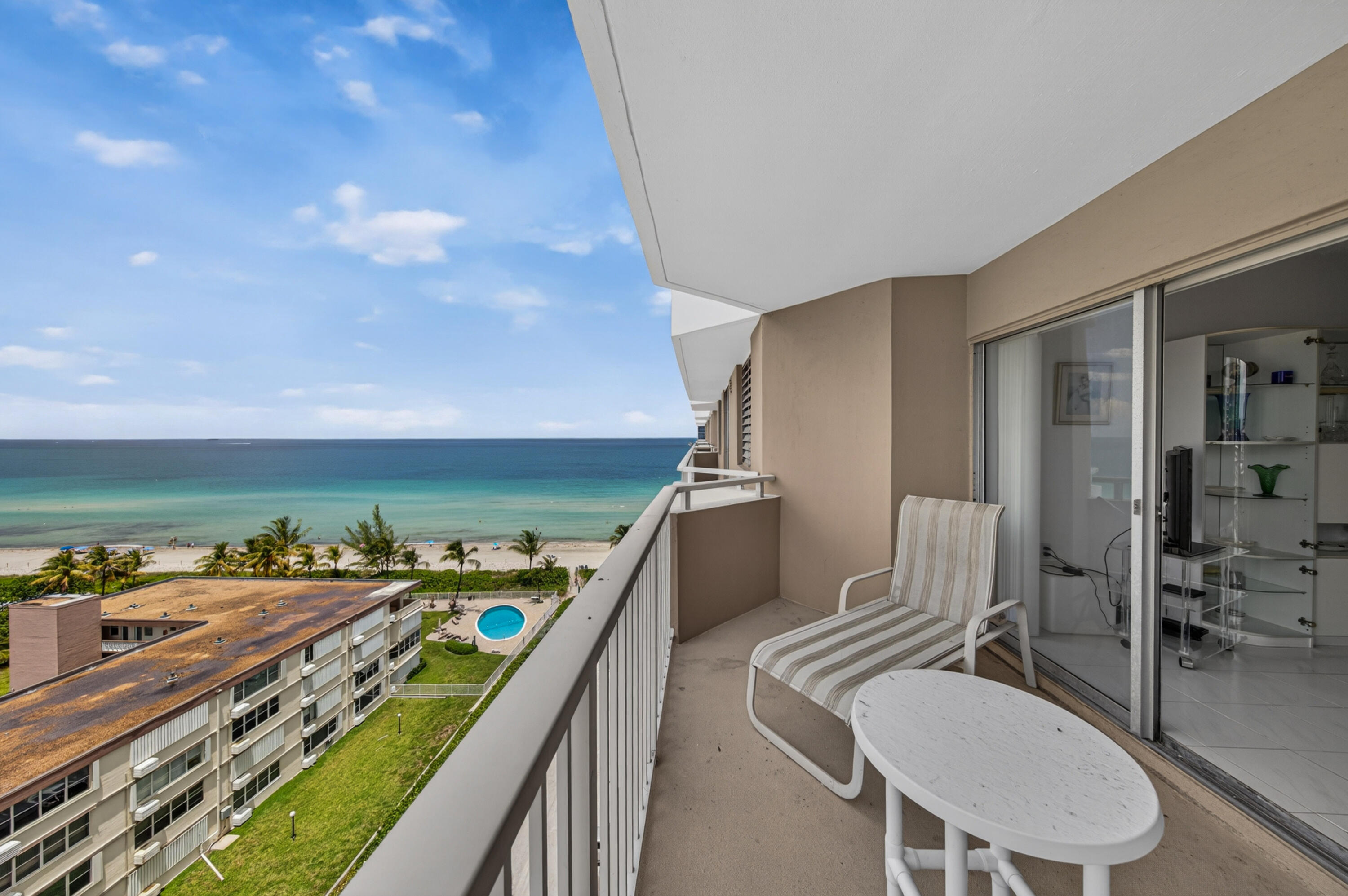 HEMISPHERES CONDO - Residential