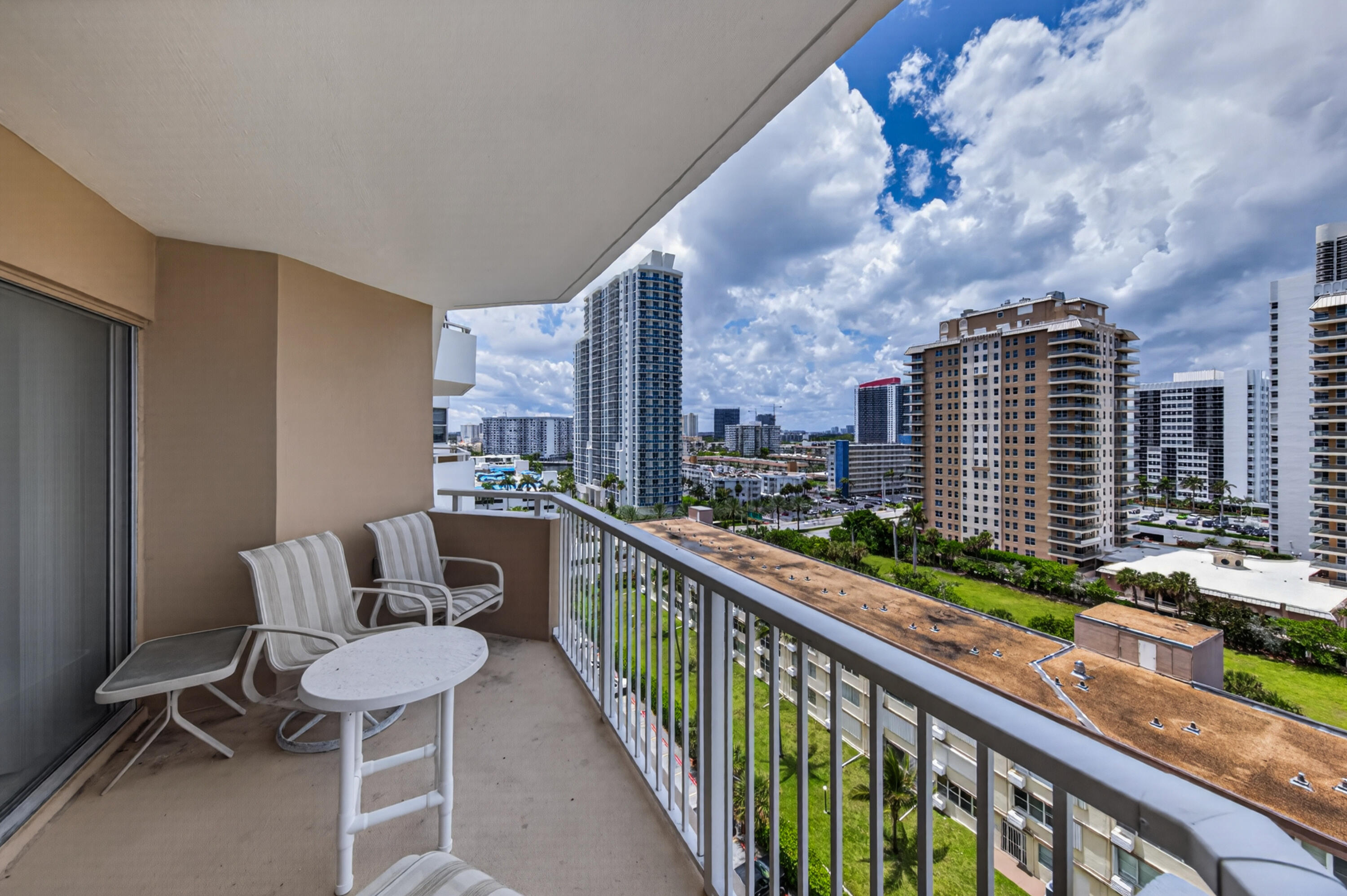 HEMISPHERES CONDO - Residential