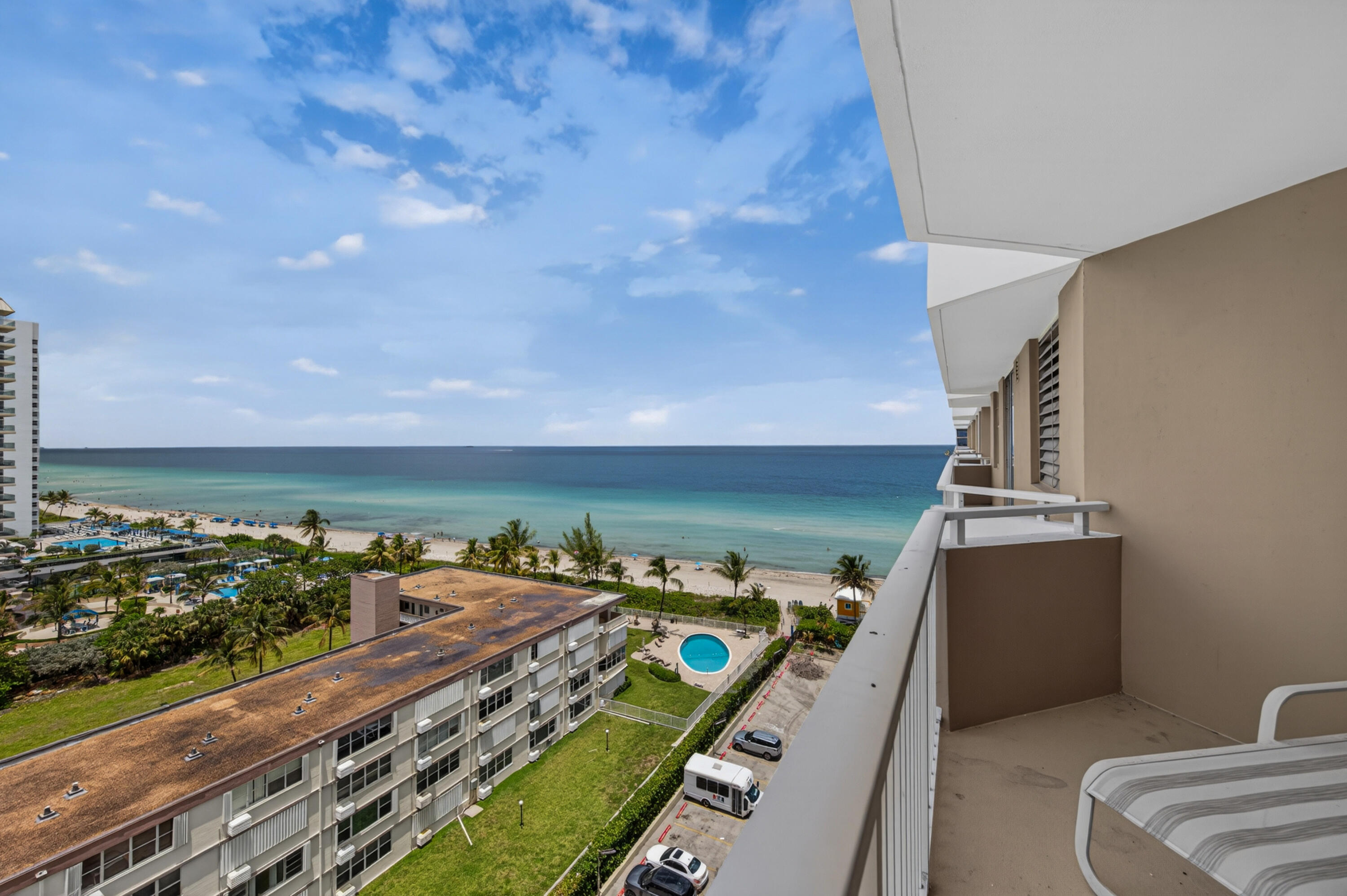 HEMISPHERES CONDO - Residential