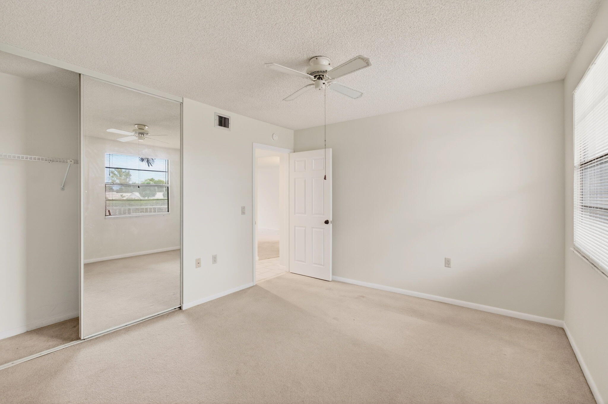 WHITEHALL - Residential